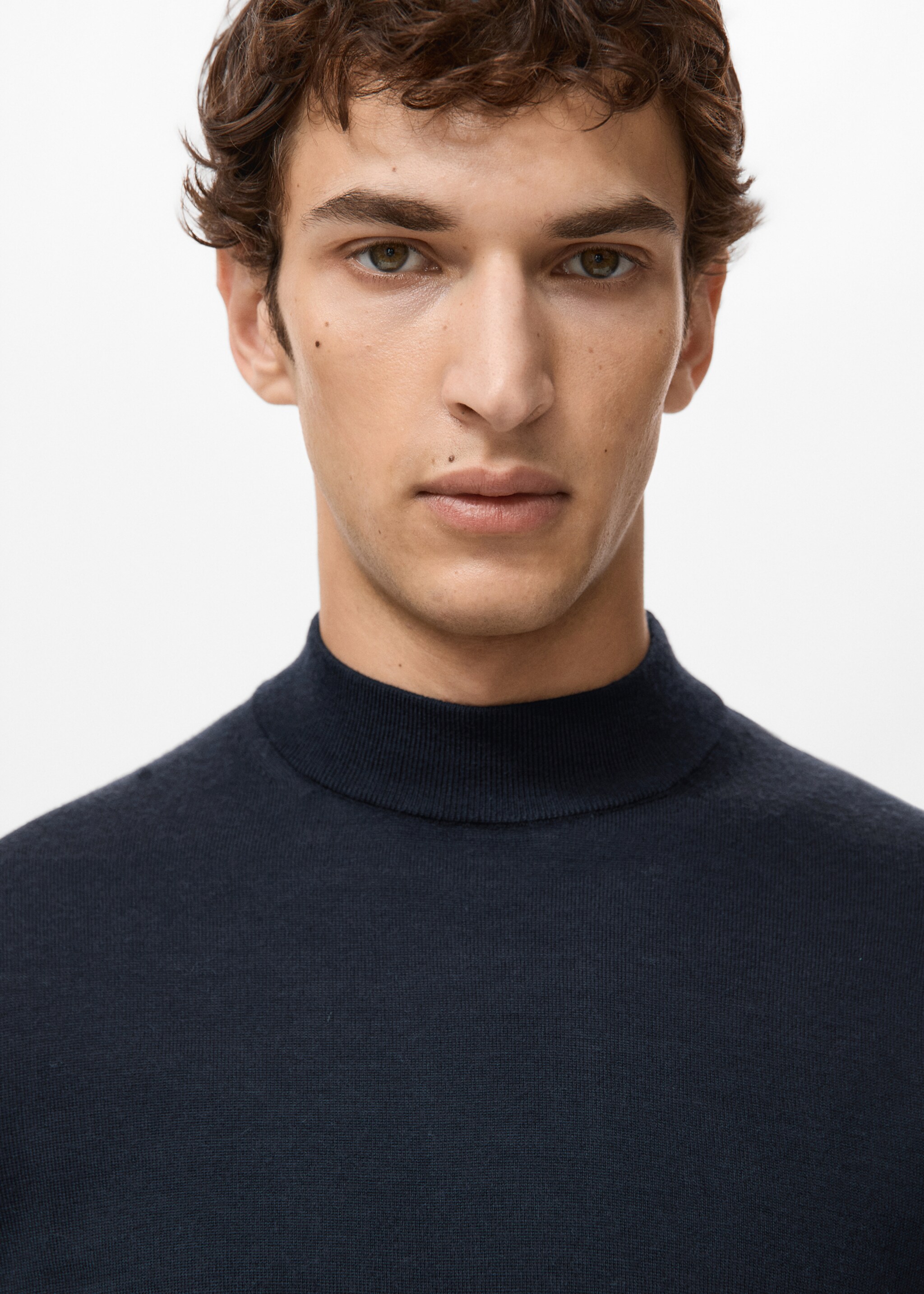 Pull-over 100 % laine col montant - Détail de l'article 1, Bleu marine. Ref: 27031287-00.