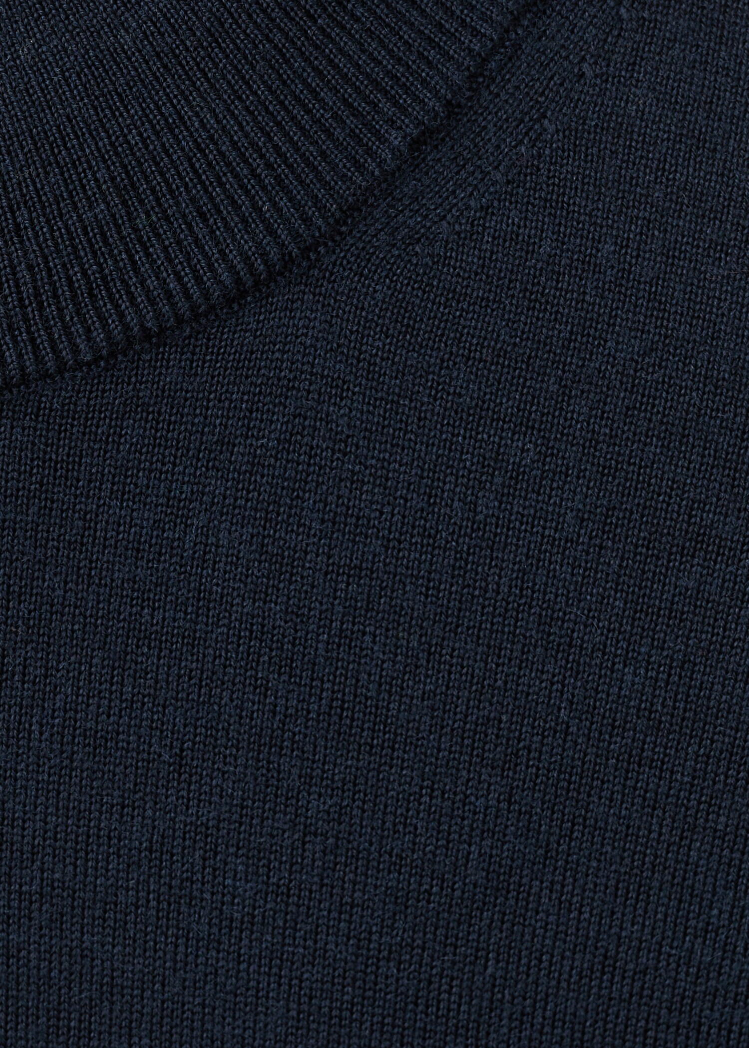 Pull-over 100 % laine col montant - Détail de l'article 8