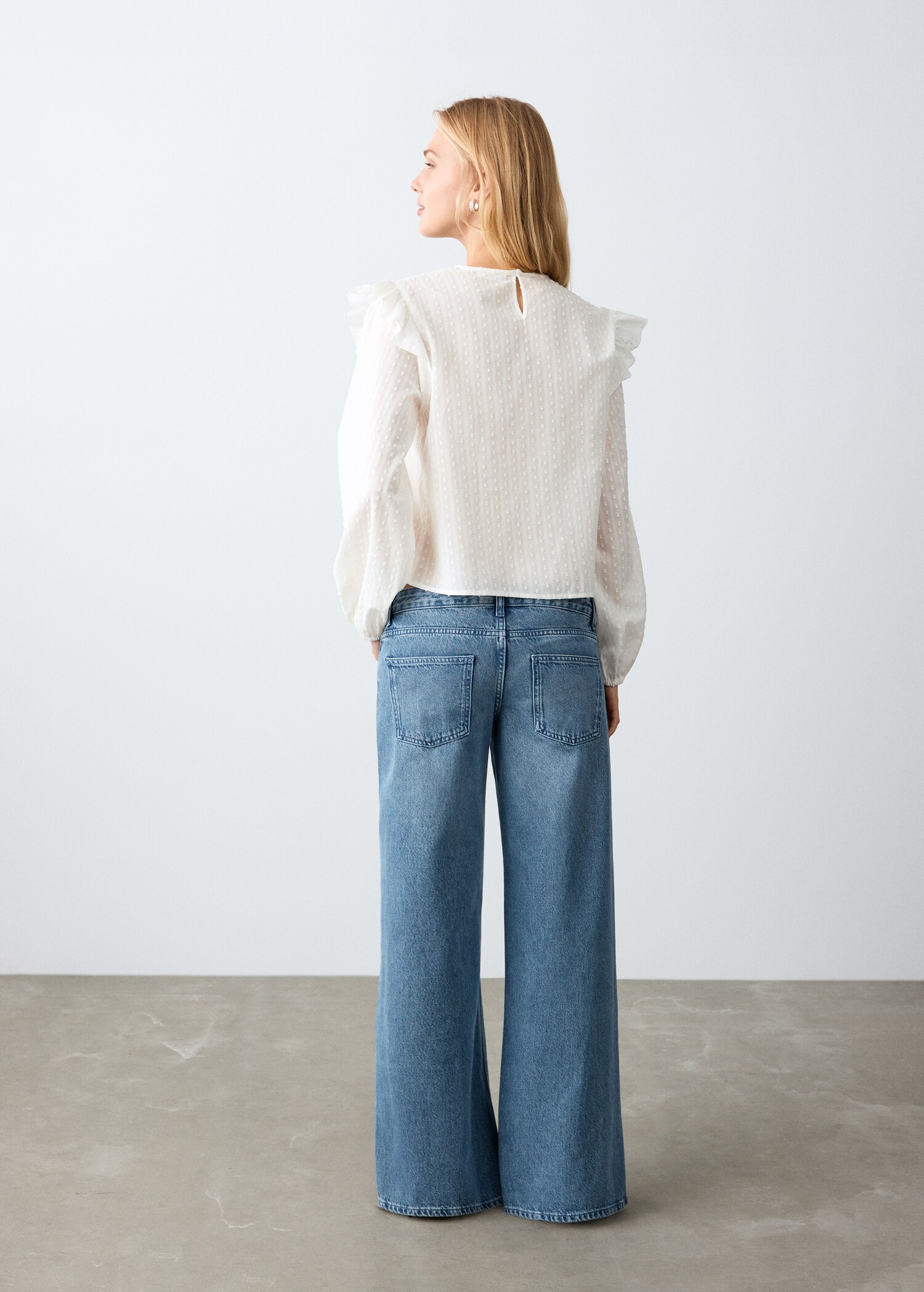 Ruffled plumeti blouse - Reverse of the article