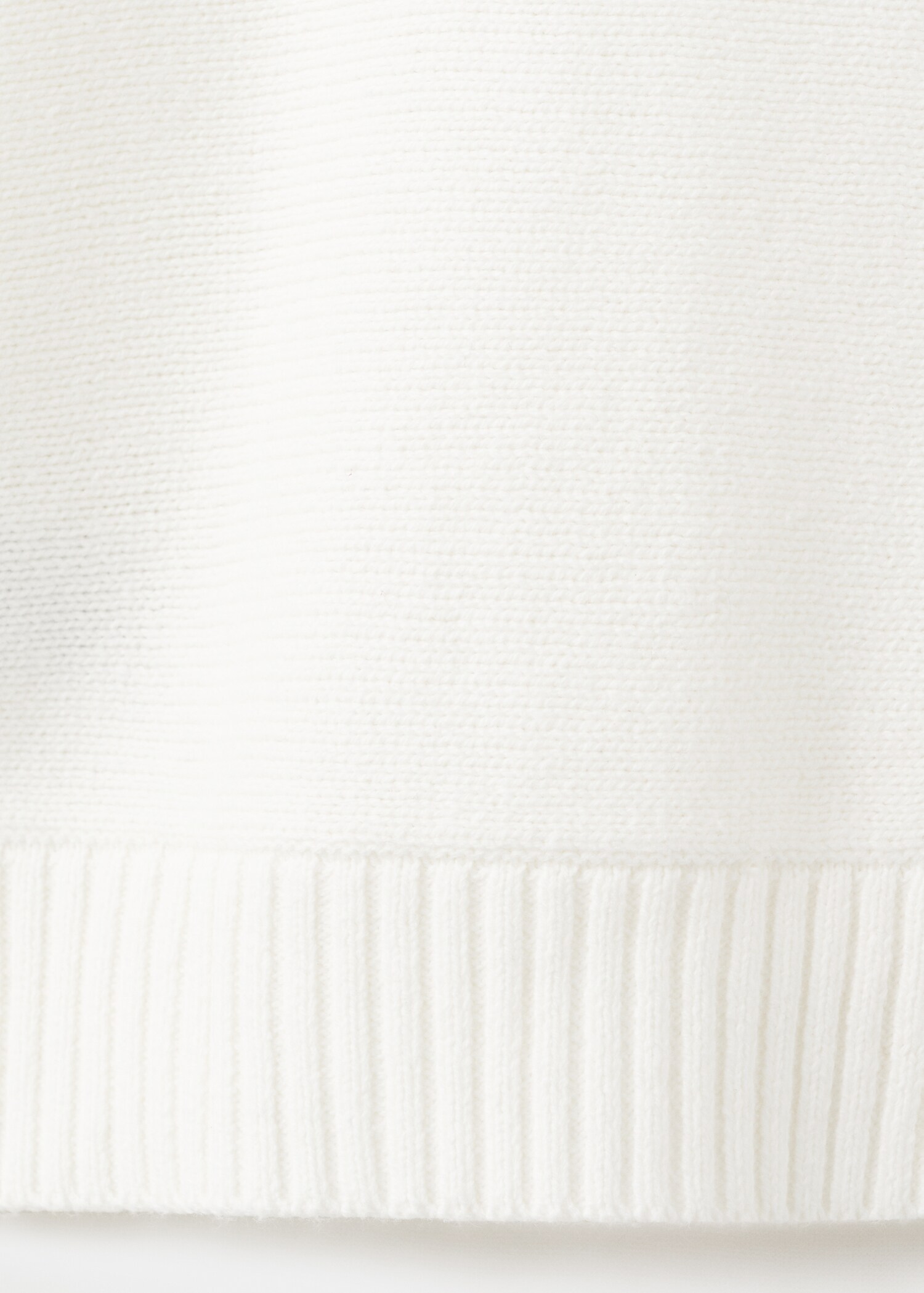 Pull en maille à découpe - Détail de l'article 0