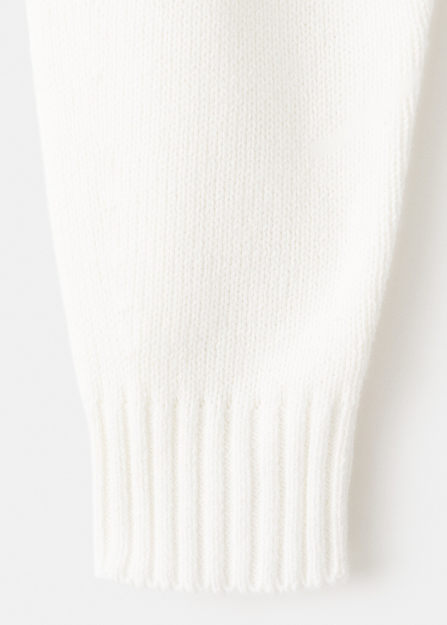 Pull en maille à découpe - Détail de l'article 8