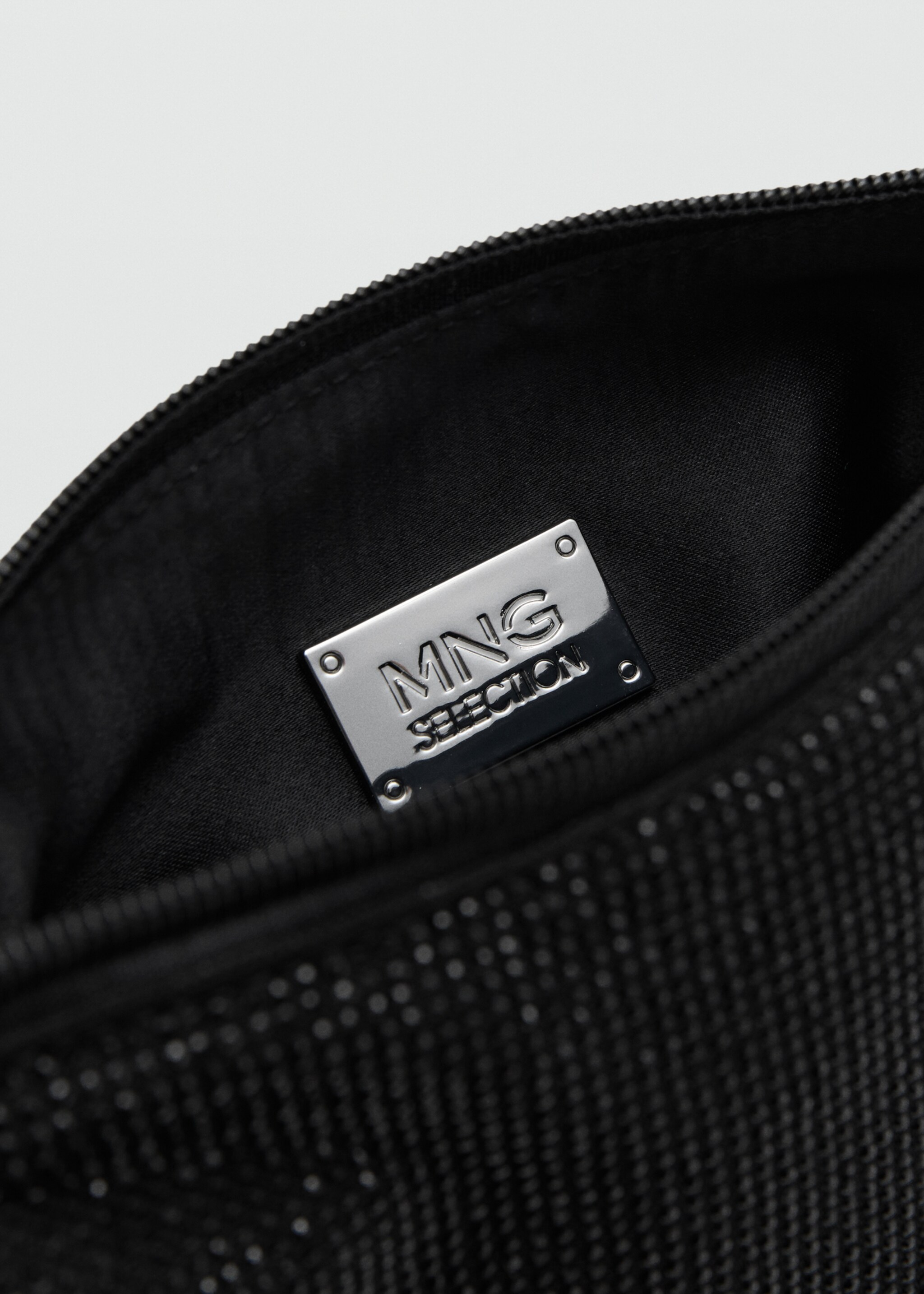 Handbag with rhinestones - Details of the article 2, Black. Ref: 27031299-00.