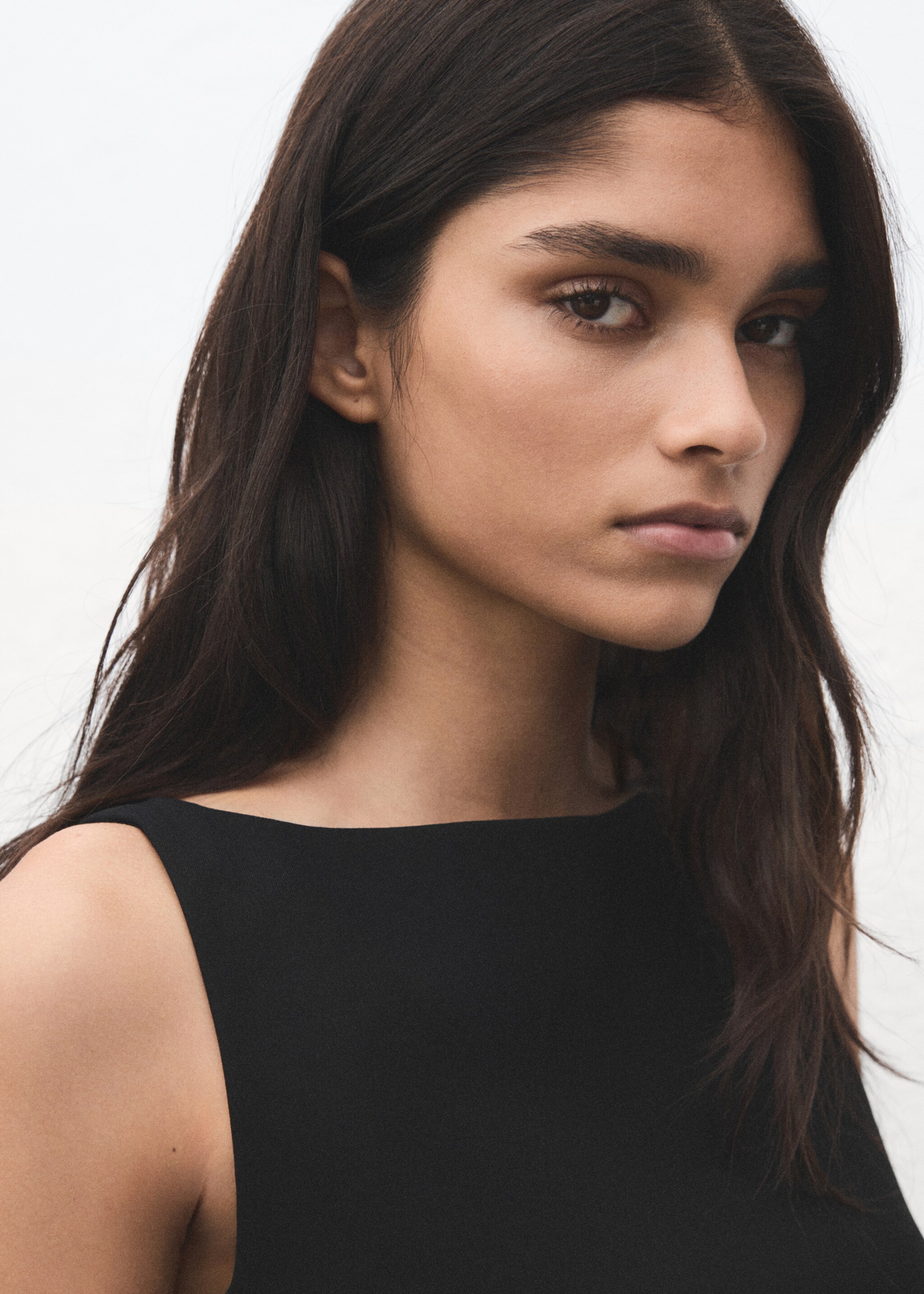 Gilet de costume à col rond - Détail de l'article 1, Noir. Ref: 27031320-00.