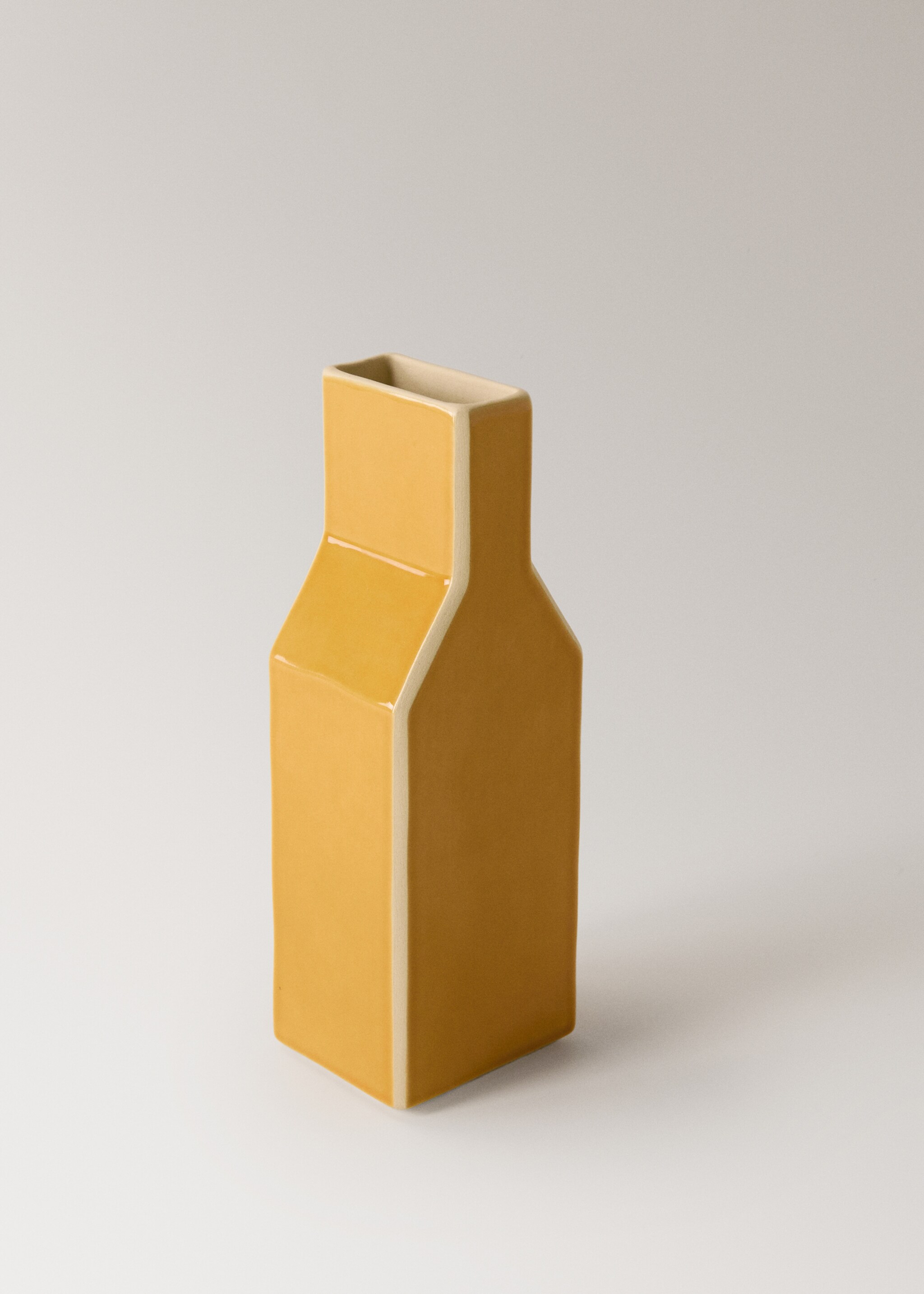 Jarrón gres contraste color mediano - Detalle del artículo 1, Mostaza. Ref: 27031331-00.