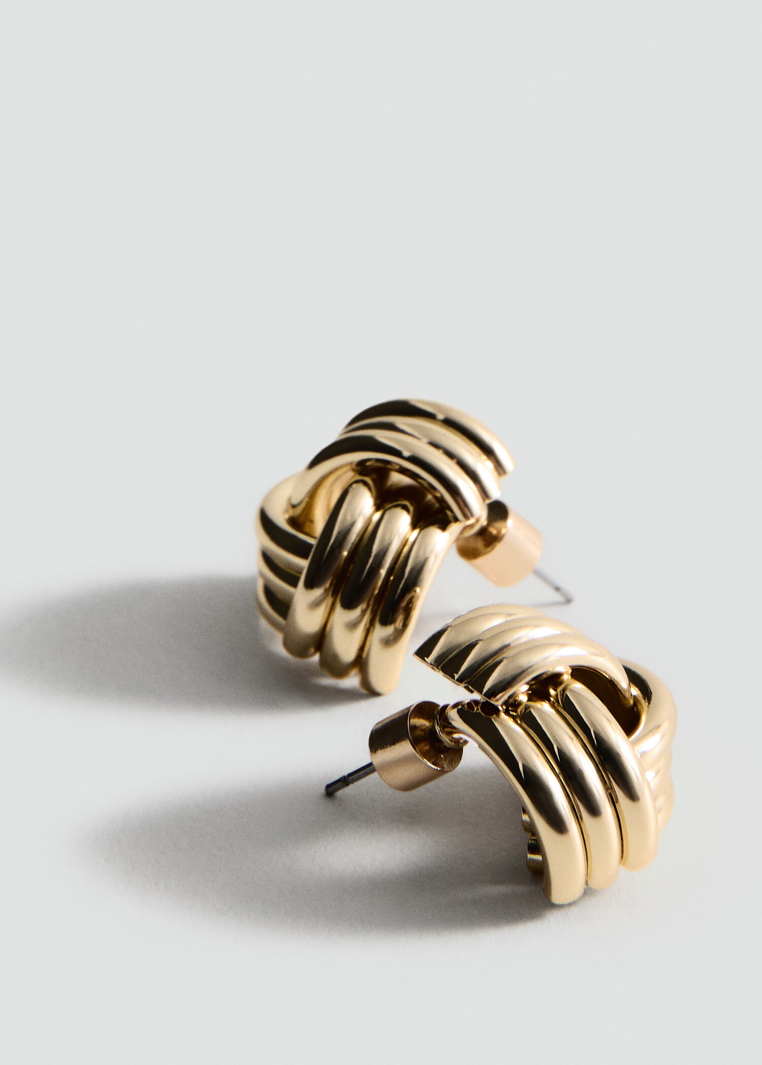 Intertwined knot earrings - Medium plane