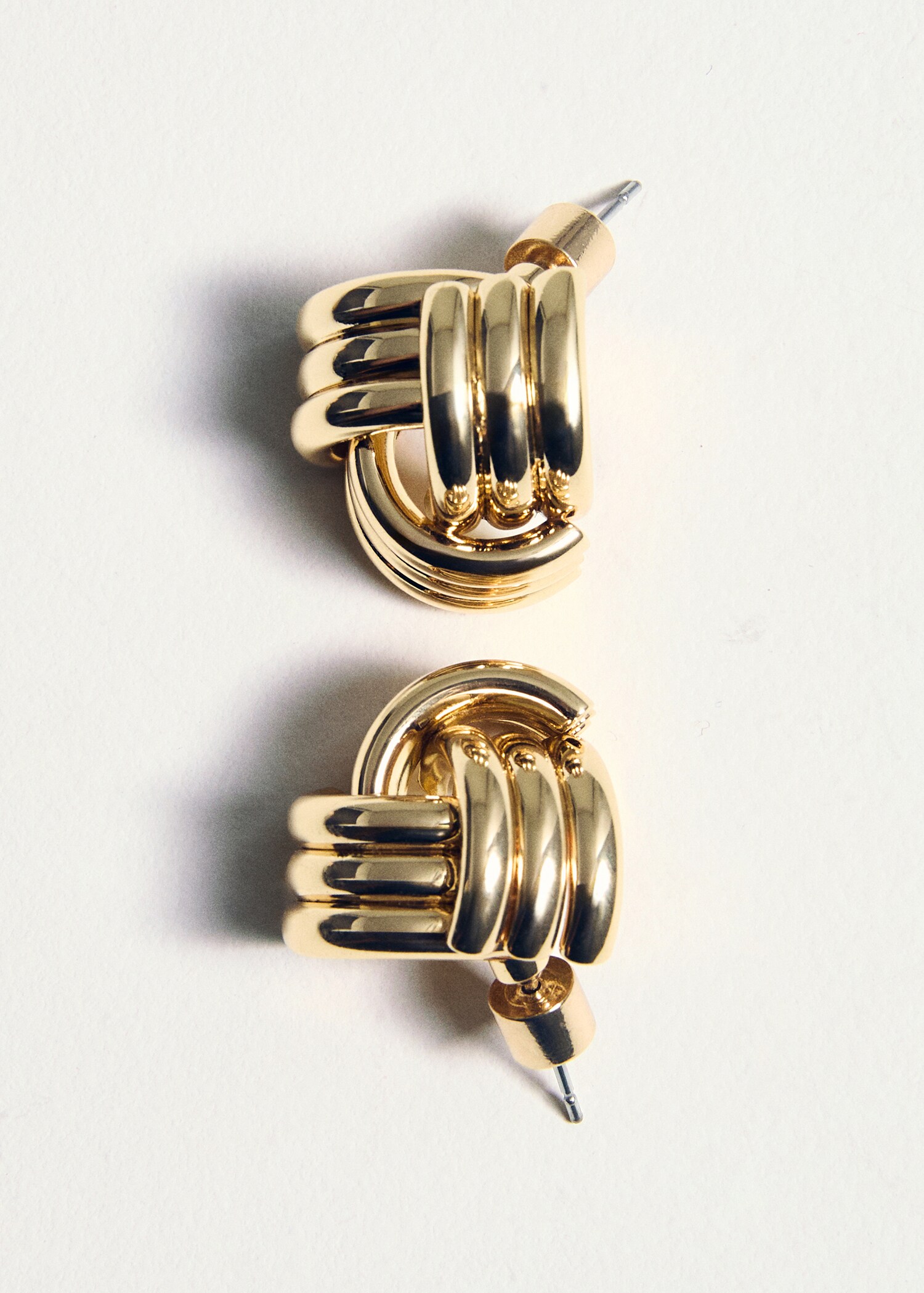 Intertwined knot earrings - Details of the article 5