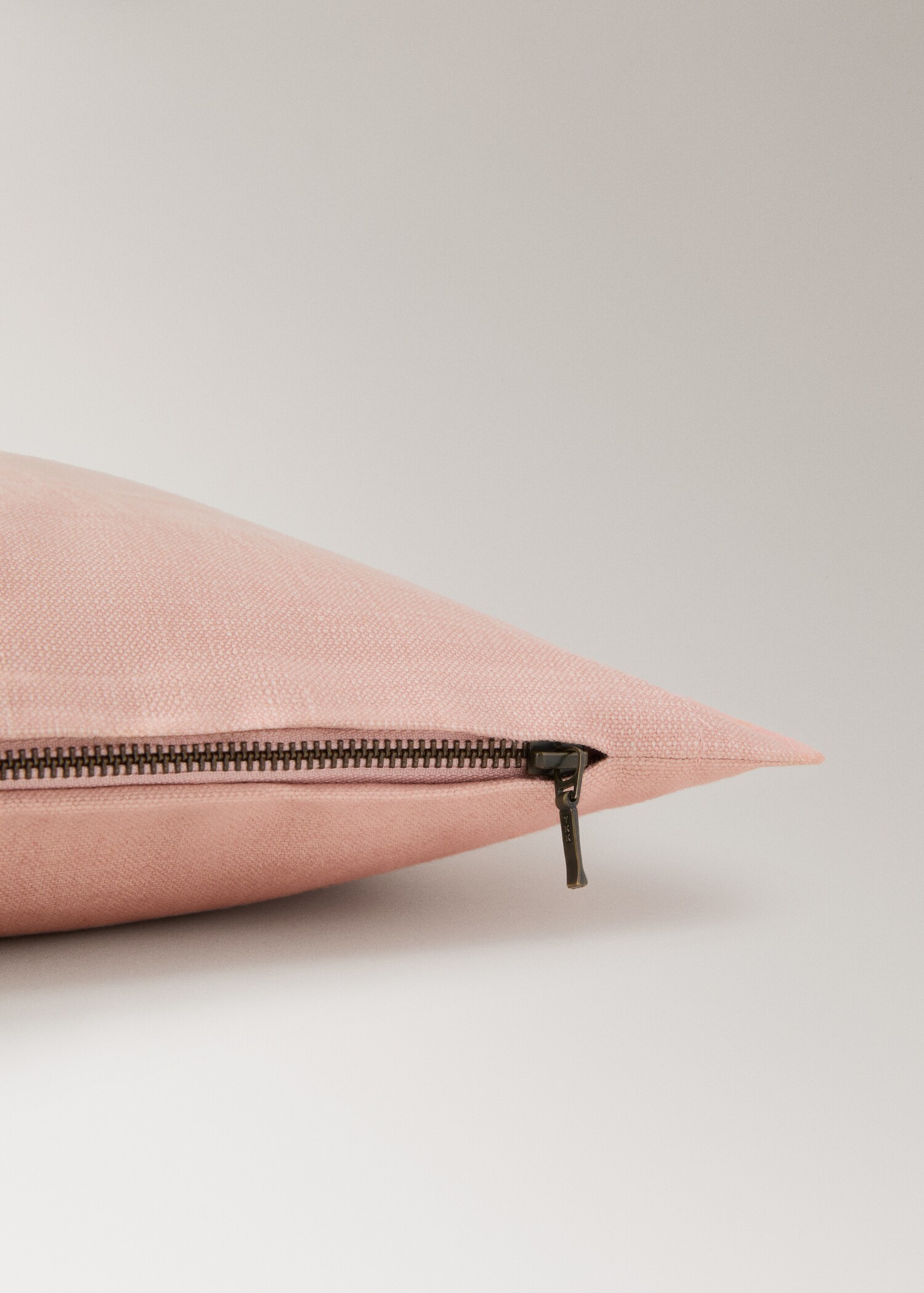 Mottled linen cushion cover 40x60 cm - Details of the article 2