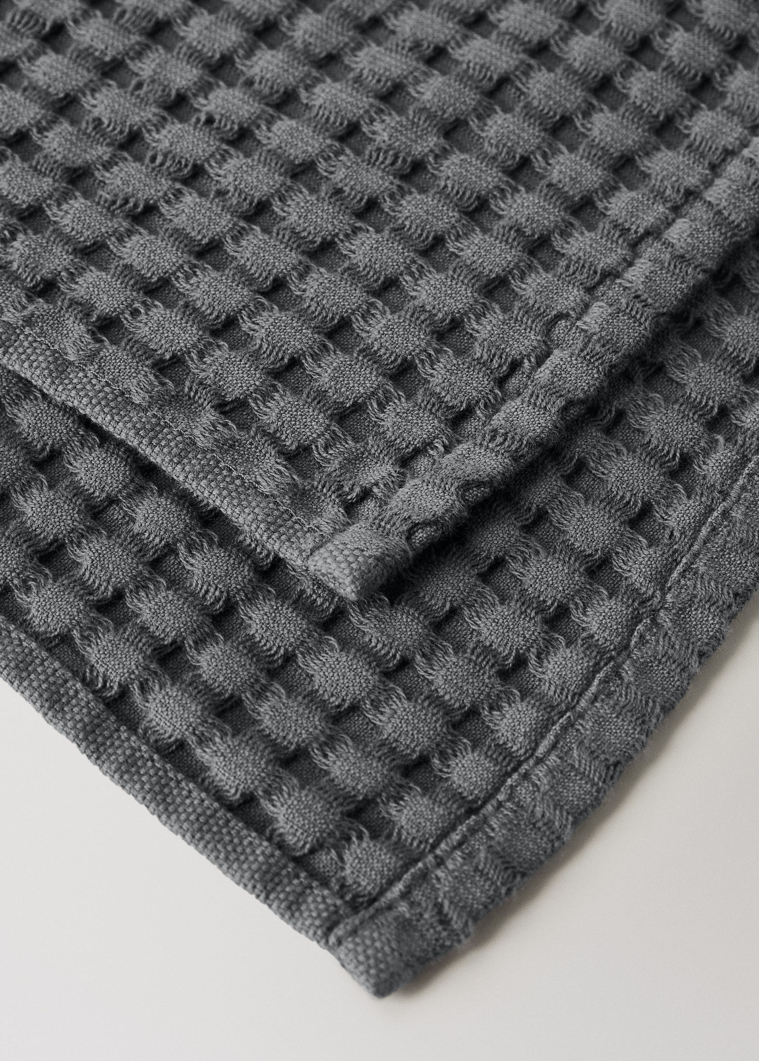 Cotton waffle bath towel - Details of the article 2