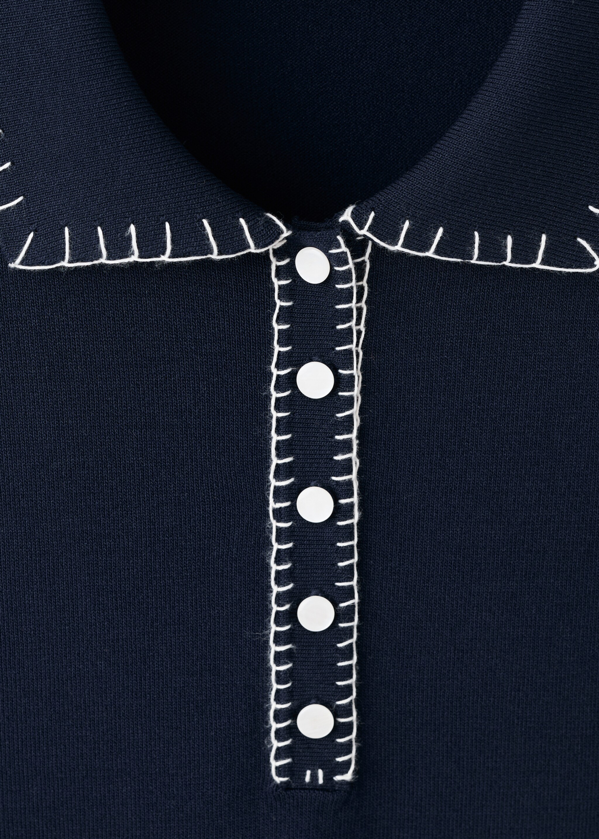 Polo neck jumper with seams - Details of the article 8, Navy. Ref: 27032541-00.