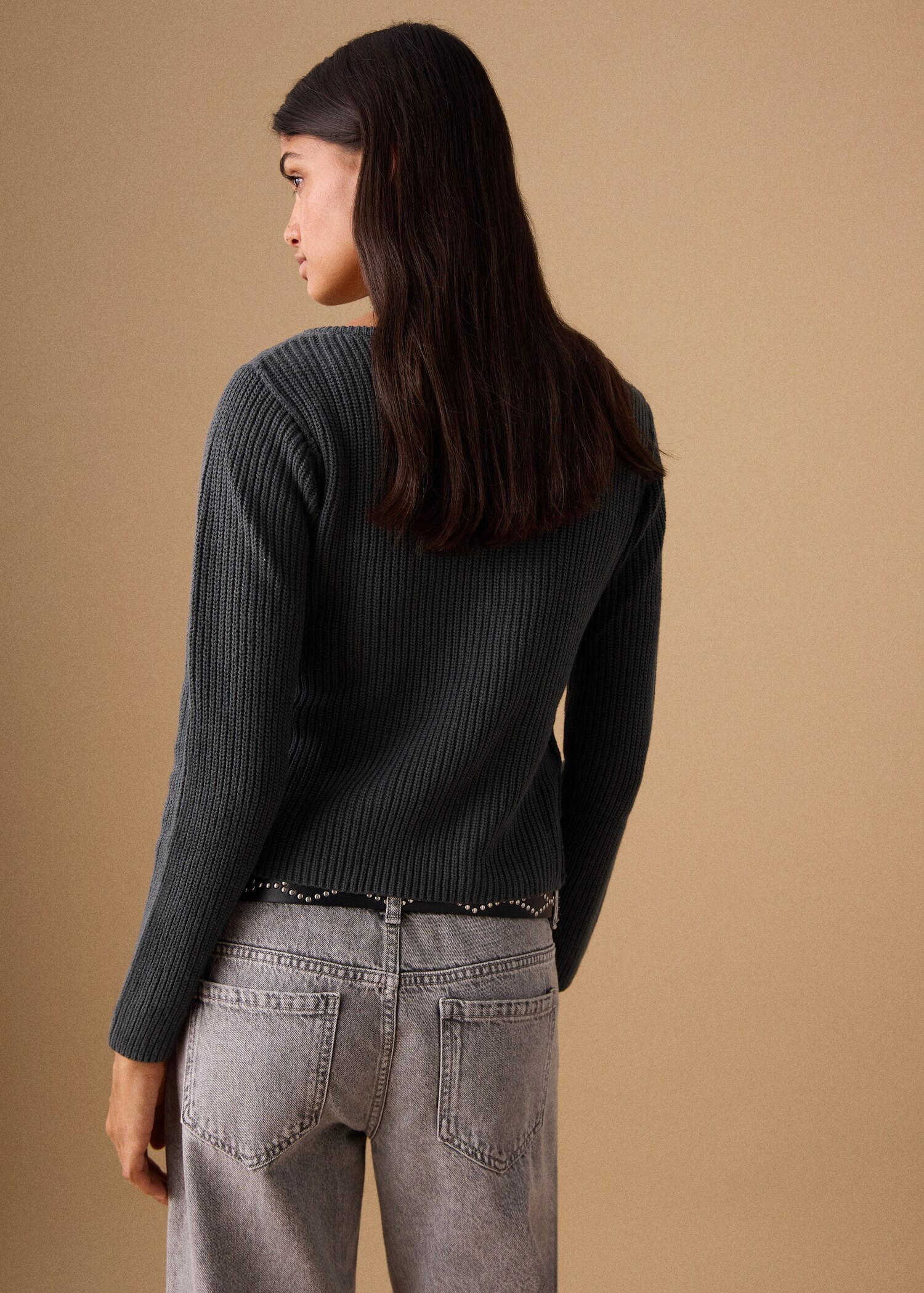 Knitted button cardigan - Reverse of the article