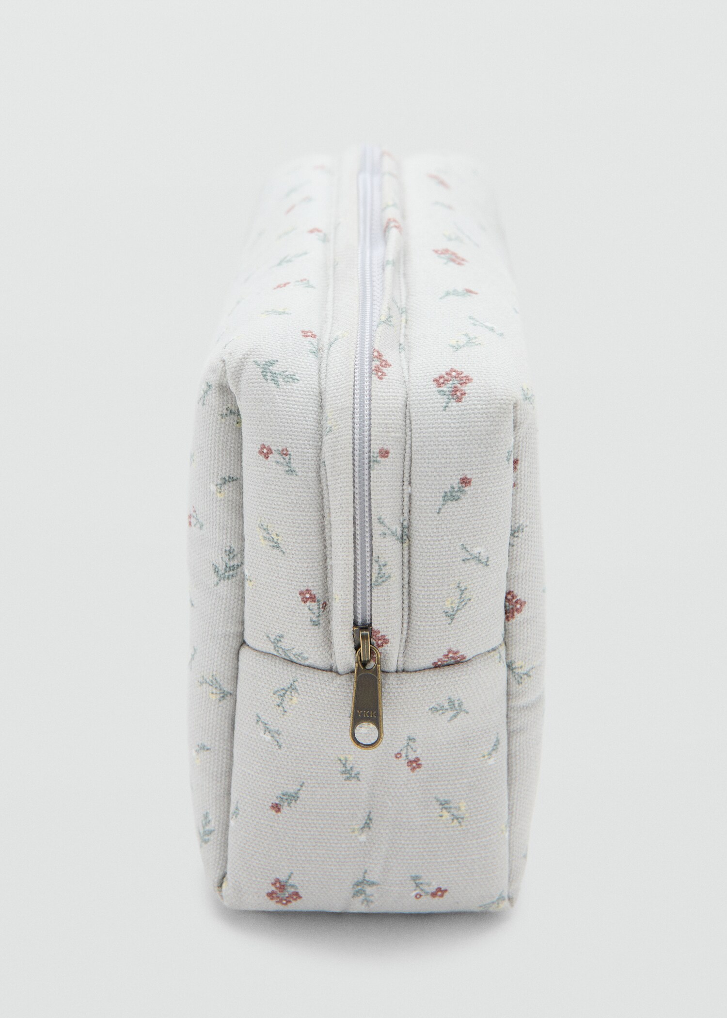Косметичка з квітковим принтом - Детальніше про товар 1