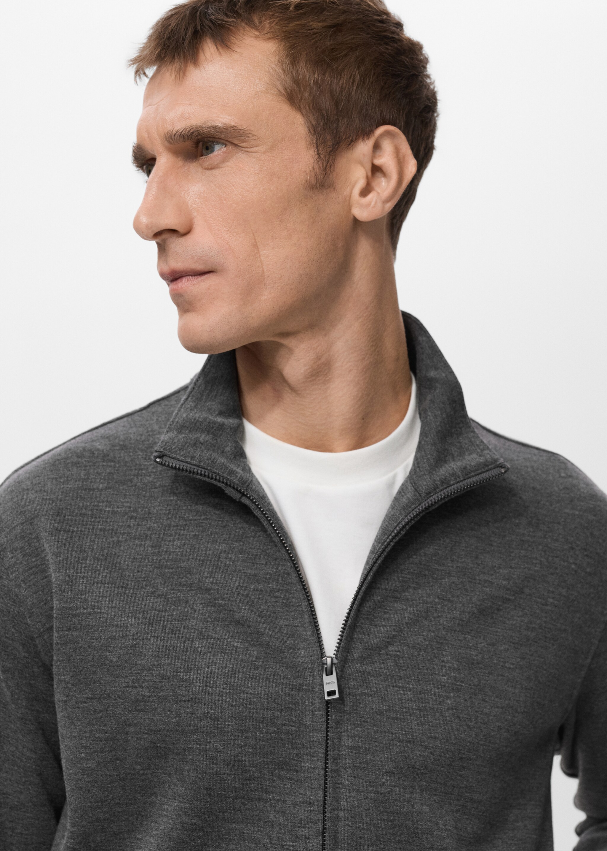 Sweat zip coupe normale - Détail de l'article 1, Gris chiné foncé. Ref: 27032888-00.