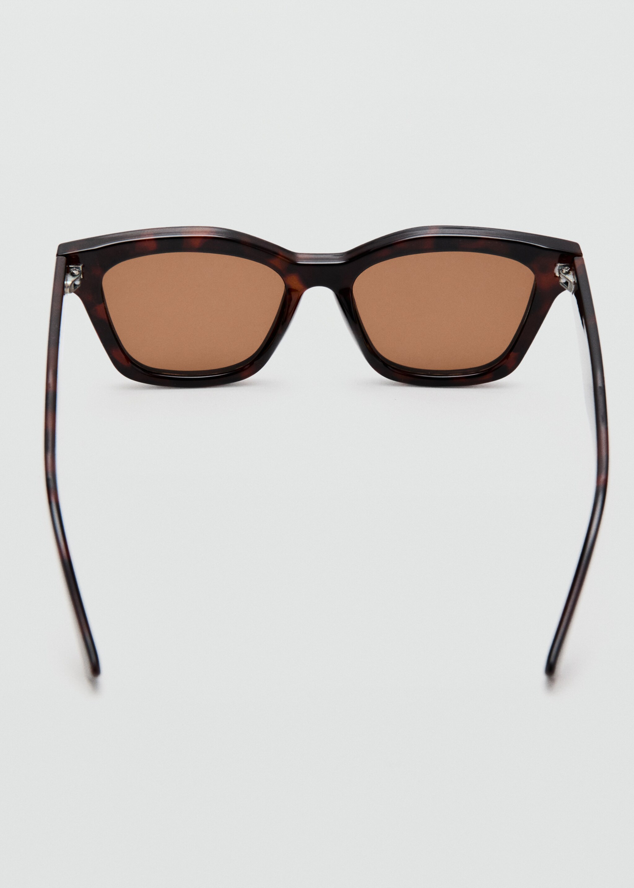 Squared frame sunglasses - Details of the article 1, Chocolate. Ref: 27032890-00.