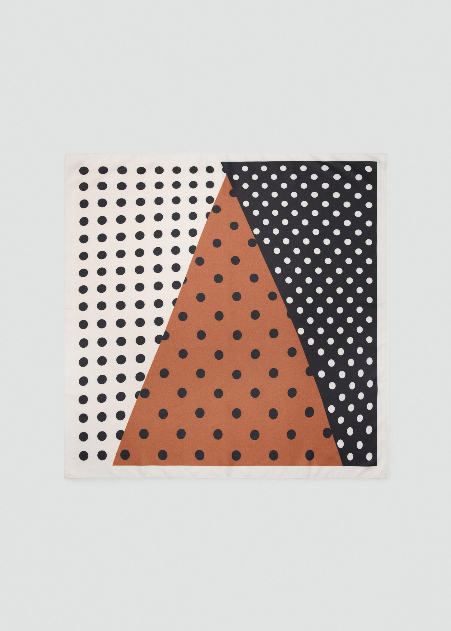 Pañuelo satinado lunares - Artículo sin modelo