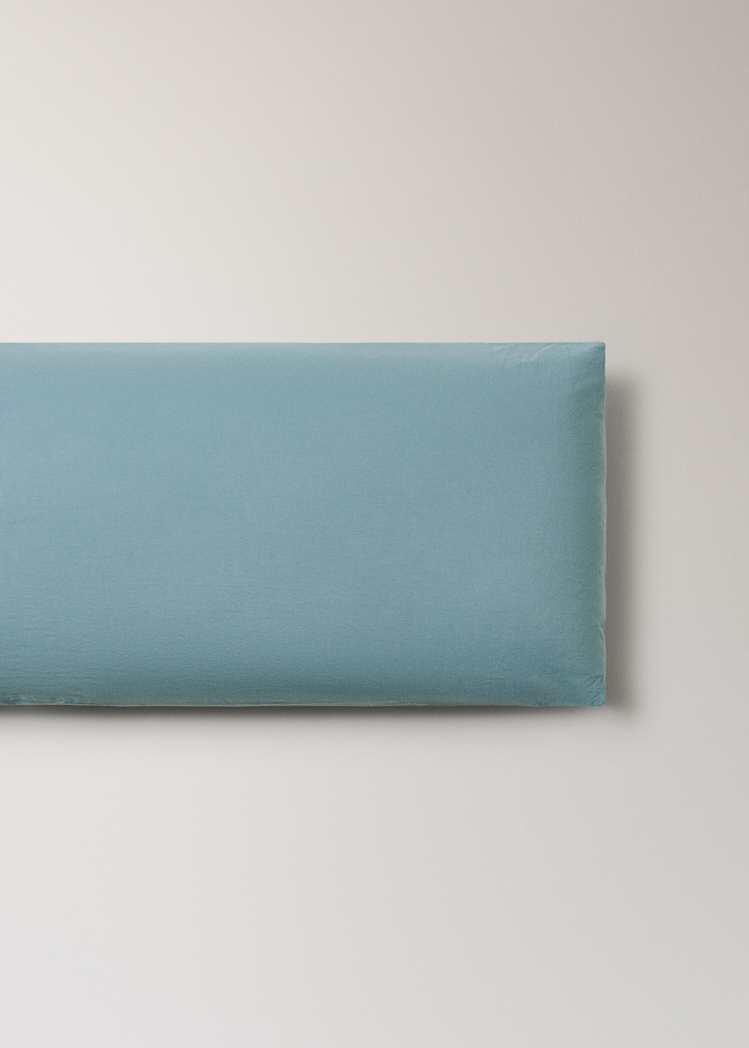 Cotton pillowcase with tie closures 45 x 110 cm - Article without model