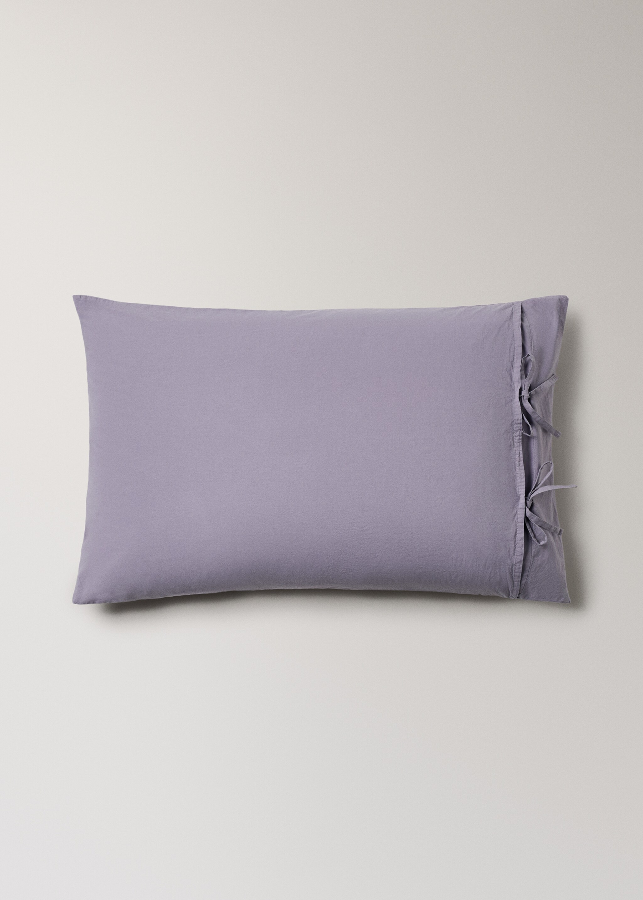 Two cotton pillowcases with tie closures 50x75 cm - Details of the article 3, Light/Pastel Purple. Ref: 27032915-00.