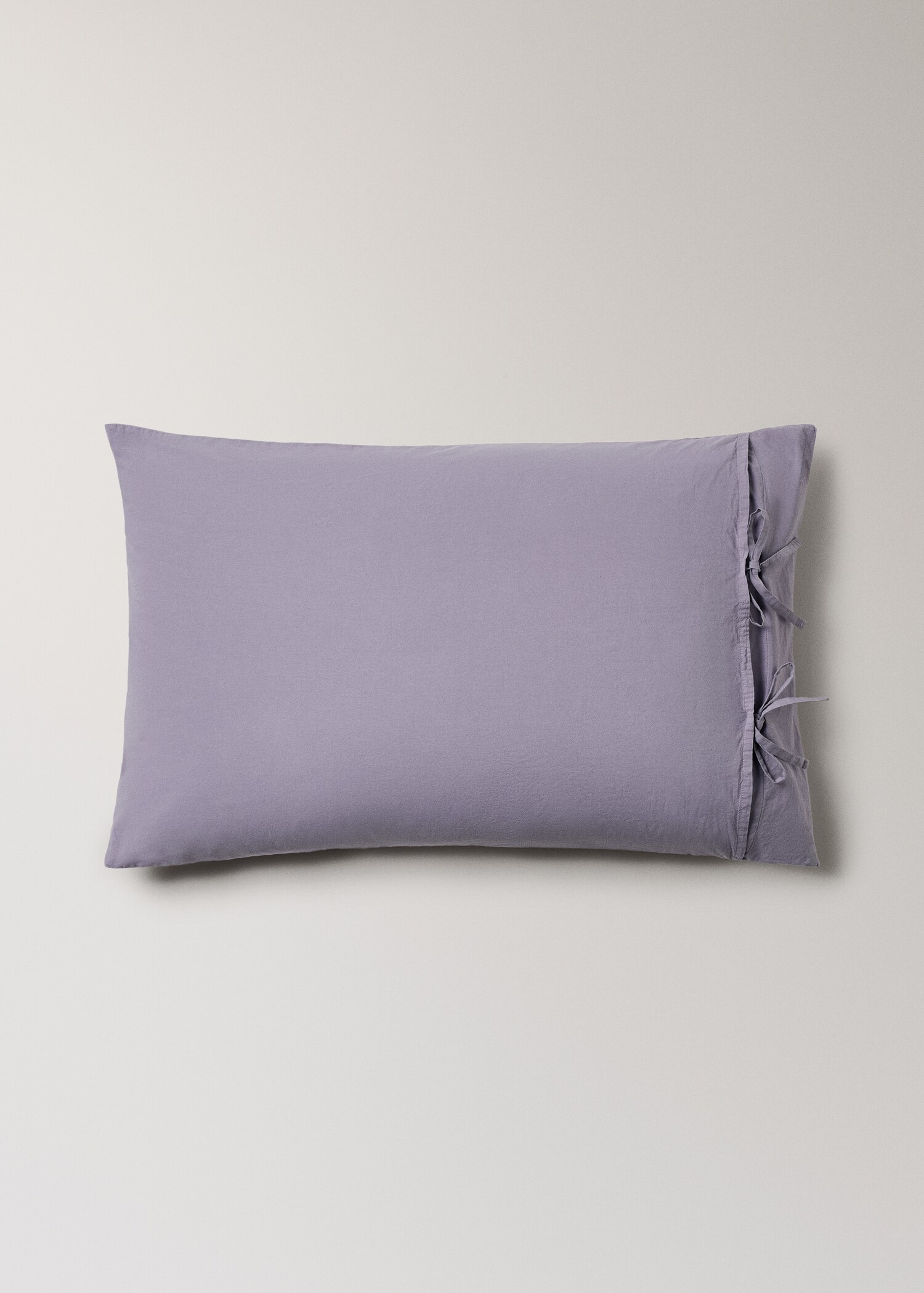 Two cotton pillowcases with tie closures 50x75 cm - Details of the article 3