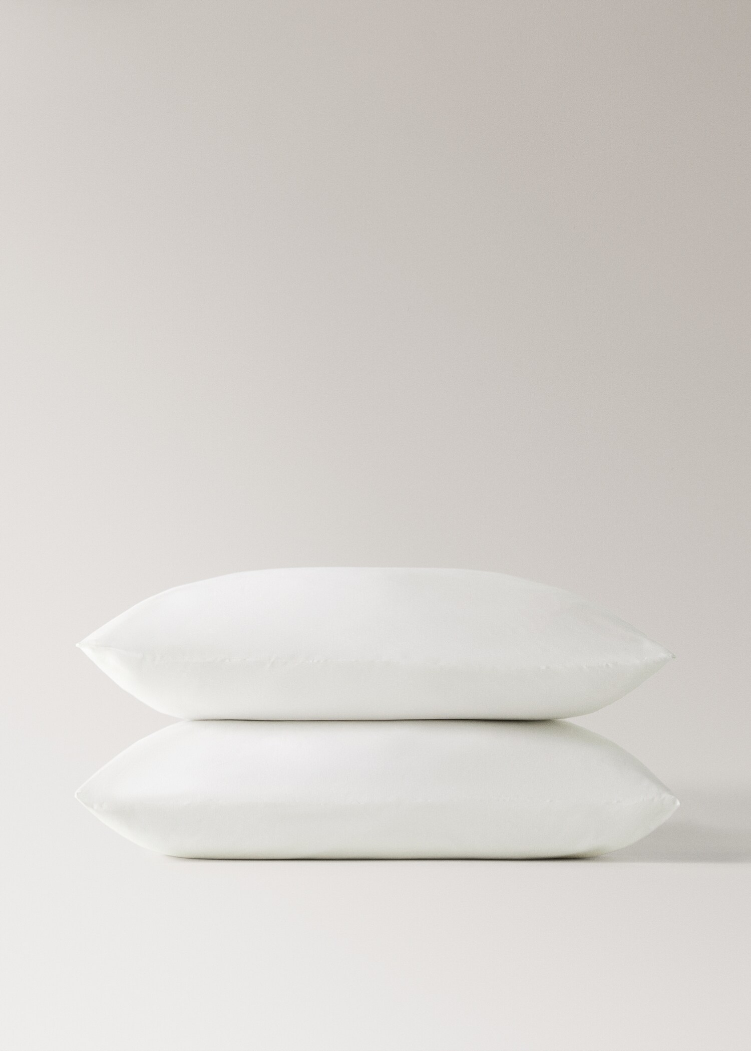Two cotton percale pillowcases 60x60cm - Details of the article 1