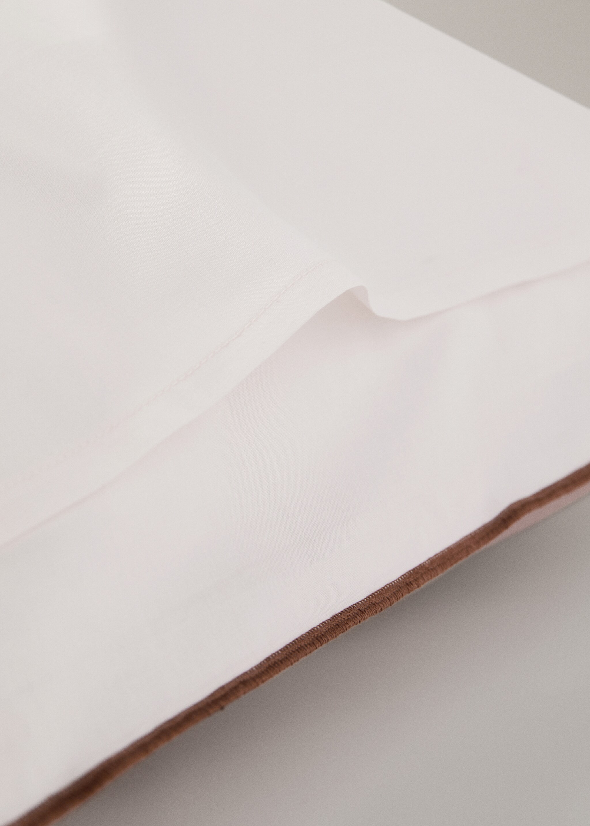 Two reversible cotton percale pillowcases 60x60 cm - Details of the article 1, Pink. Ref: 27032921-00.