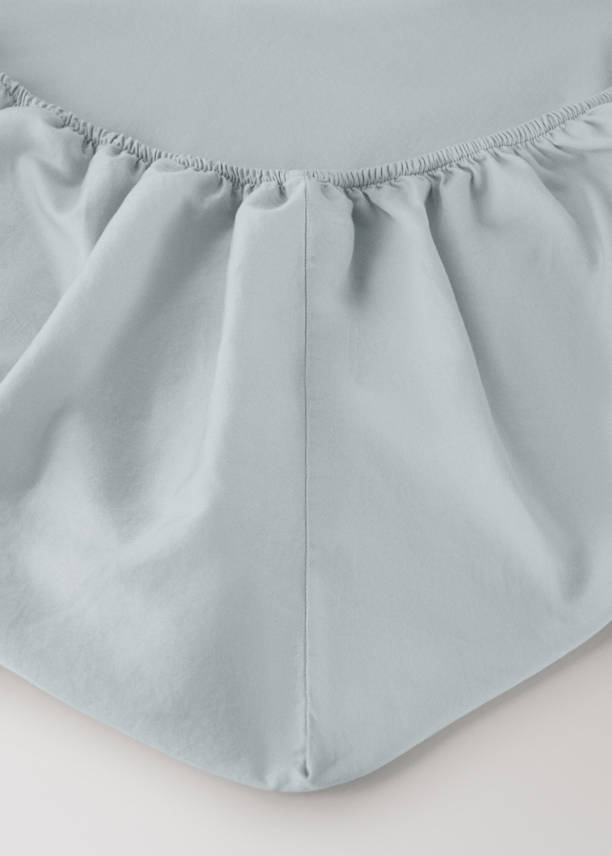 Double-stitched satin fitted sheet King Bed - Details of the article 2, Aqua Green. Ref: 27032928-00.