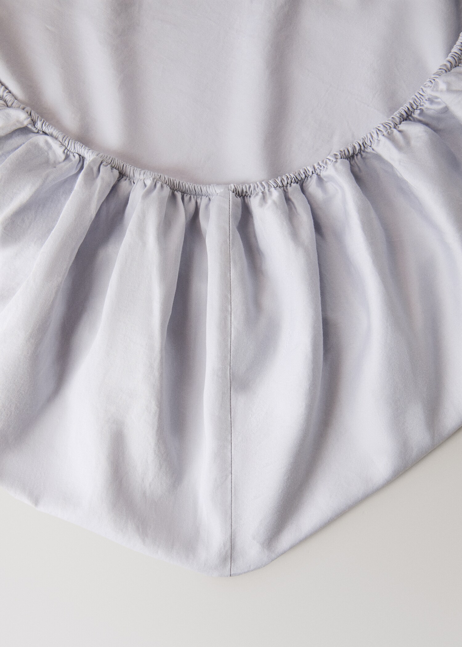 Double-stitched satin fitted sheet King Bed - Details of the article 2