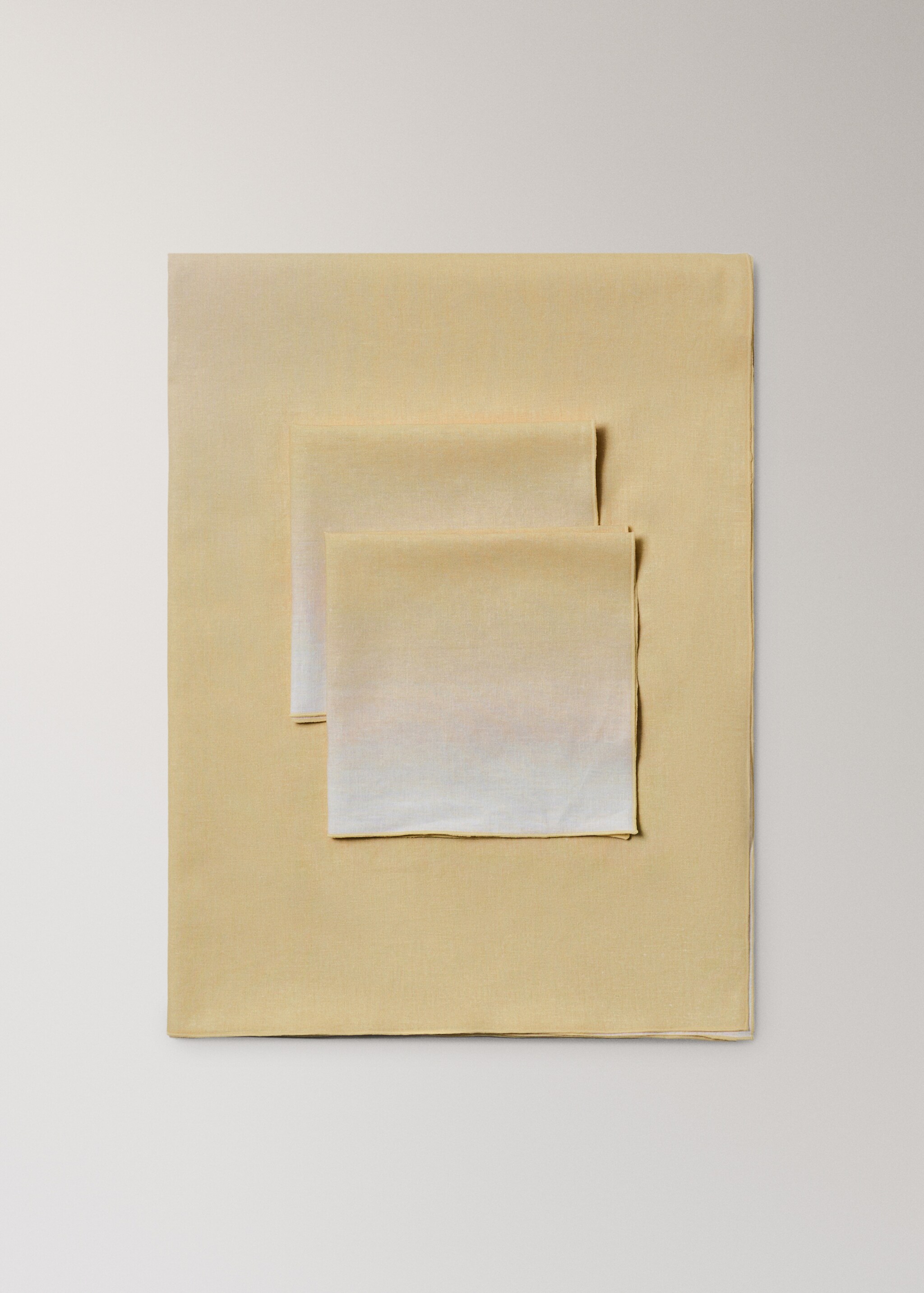 Ombre cotton linen tablecloth design for 6 to 8 guests - Details of the article 4, Yellow. Ref: 27033277-00.