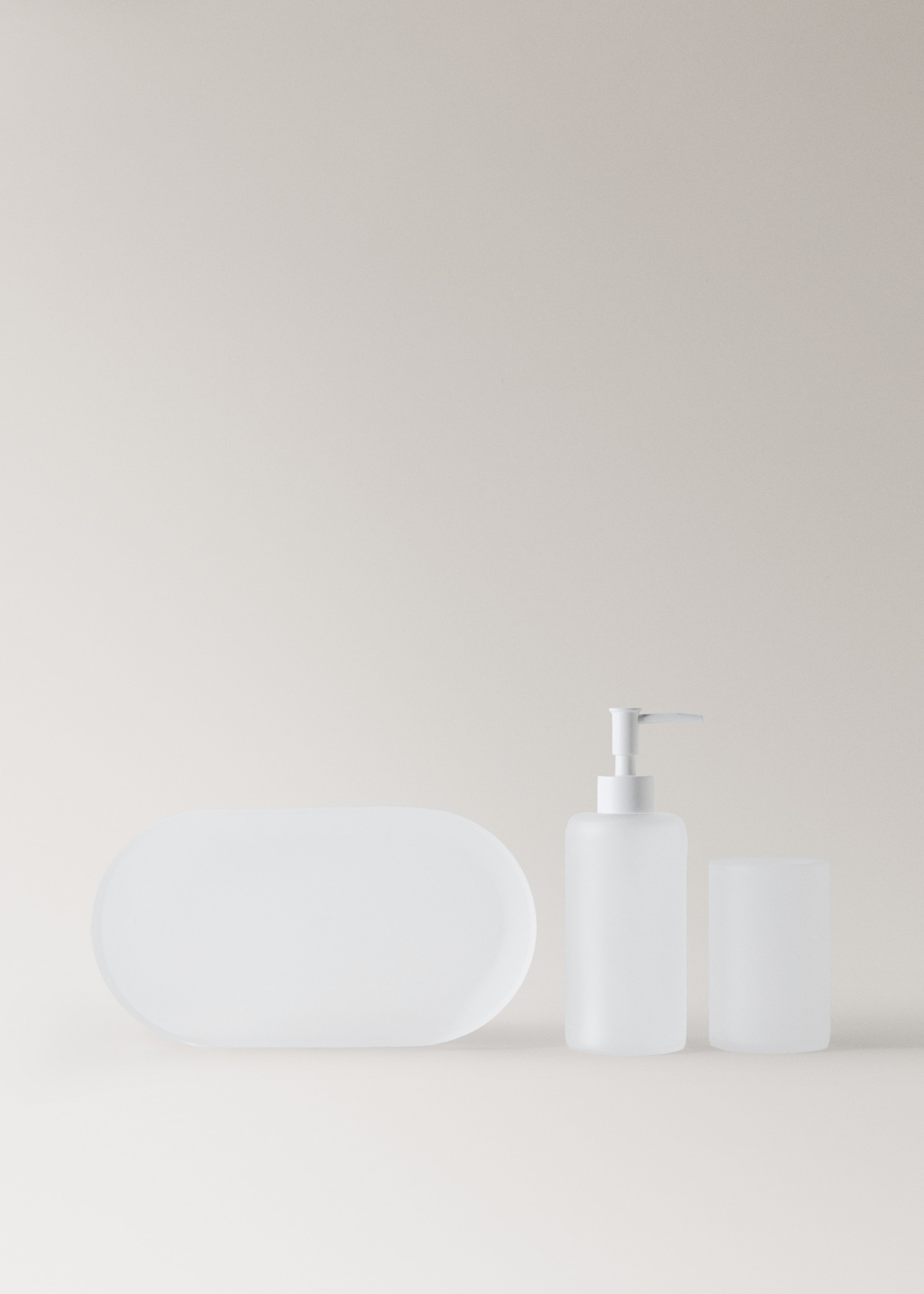 Frosted glass bathroom tray - Details of the article 3, White. Ref: 27033281-00.