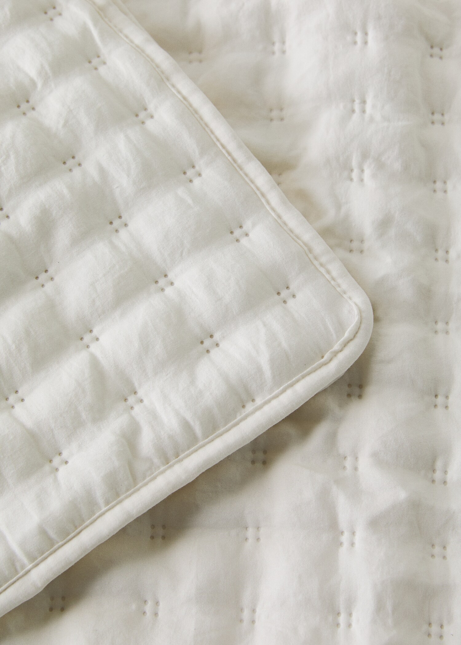 Micro-fibre bedspread for 180/200 cm bed - Details of the article 2
