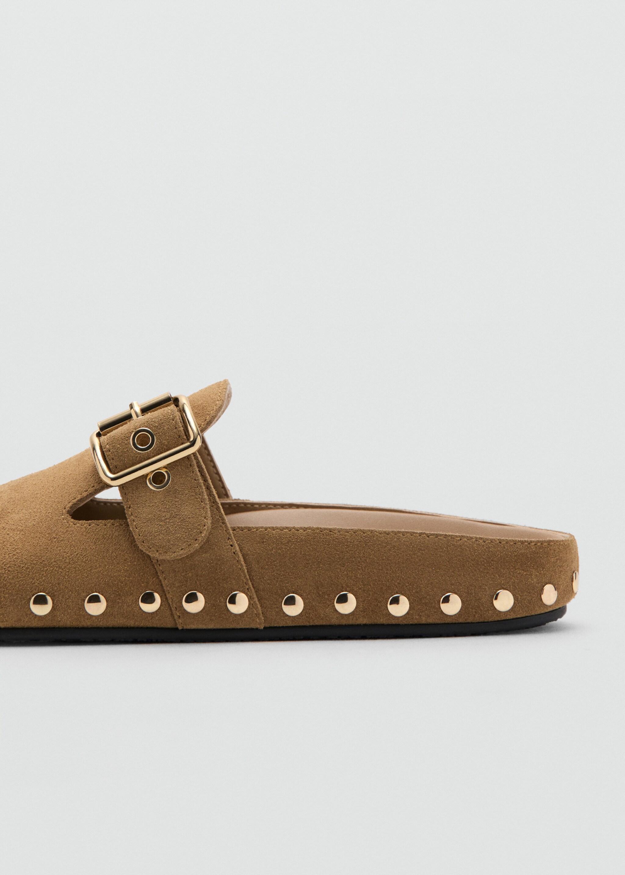 Studded leather shoes - Details of the article 1, Sand. Ref: 27033287-00.