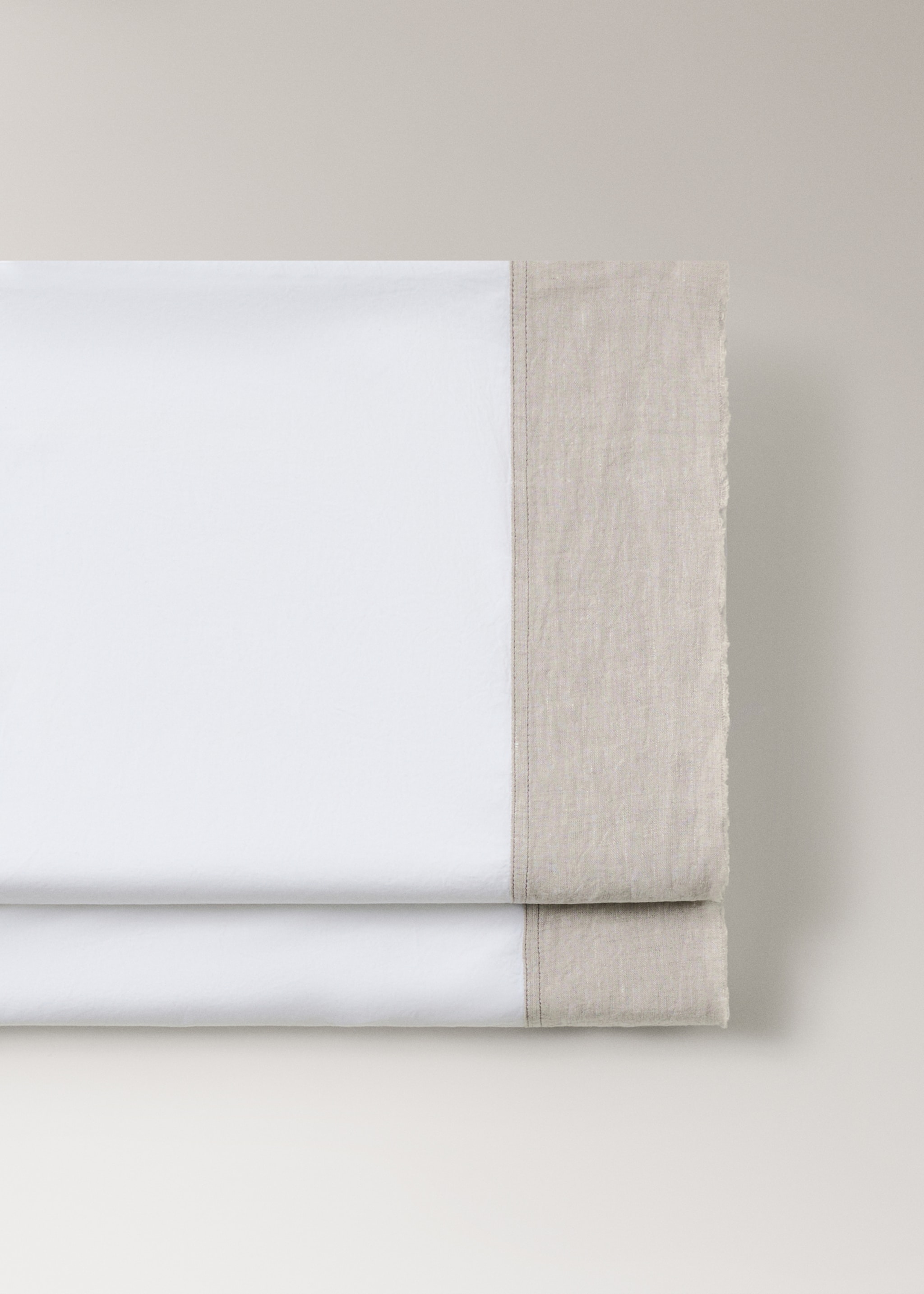 Washed cotton flat sheet with linen border for 150/160cm bed - Details of the article 2, Sand. Ref: 27033289-00.