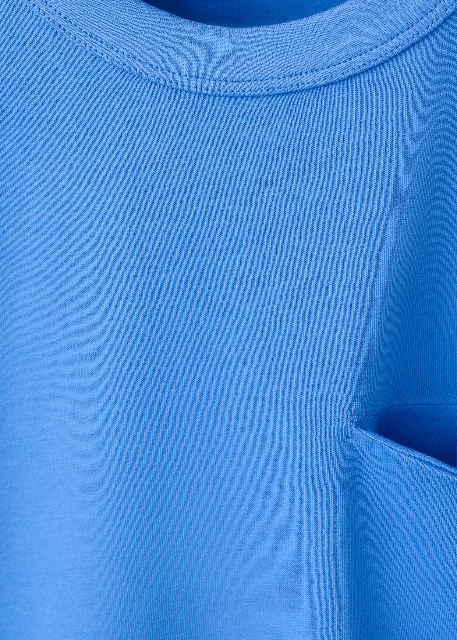 تيشيرت قطن بتفاصيل جيب - تفاصيل المنتج 8