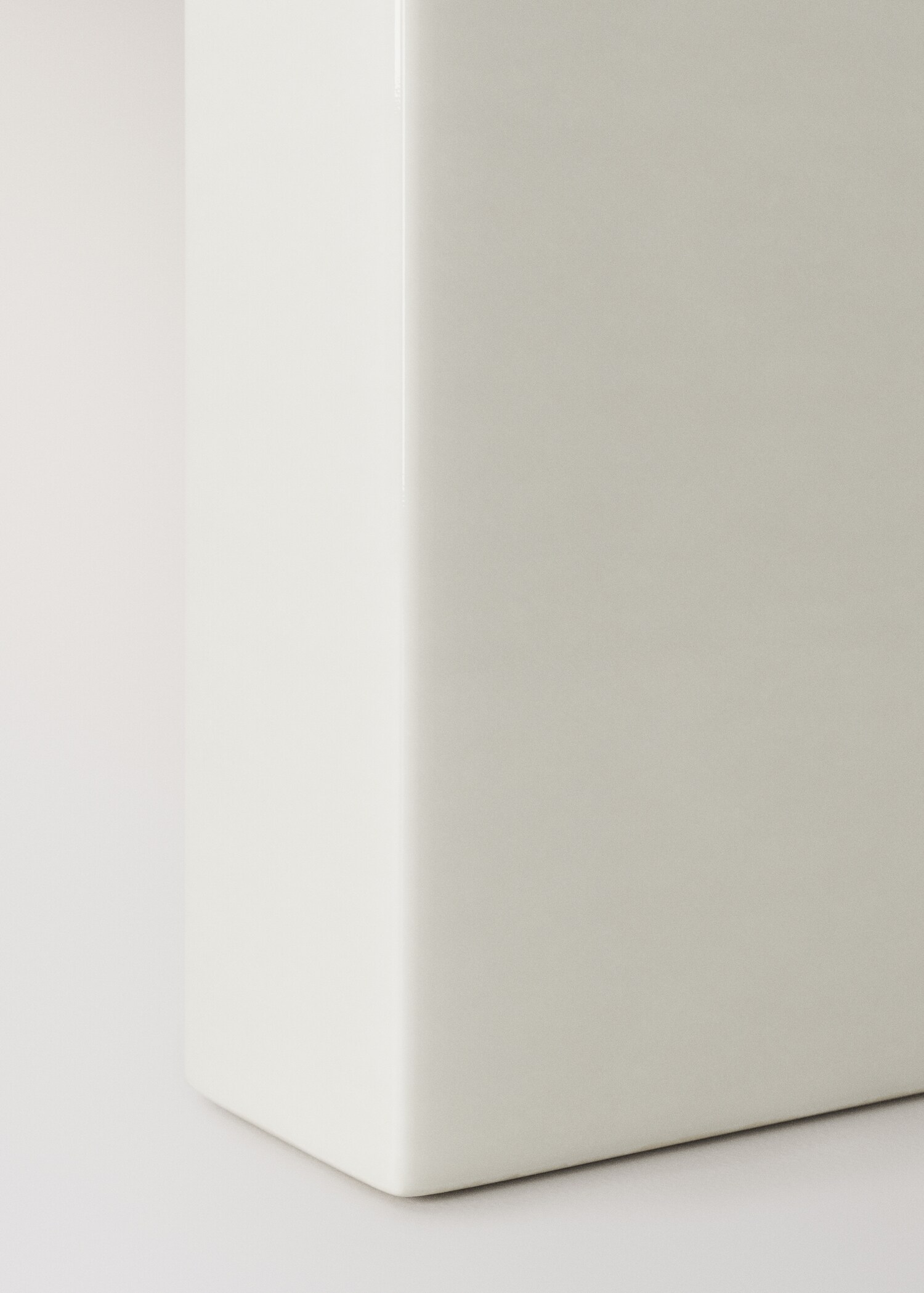 Medium two-tone stoneware vase - Details of the article 2