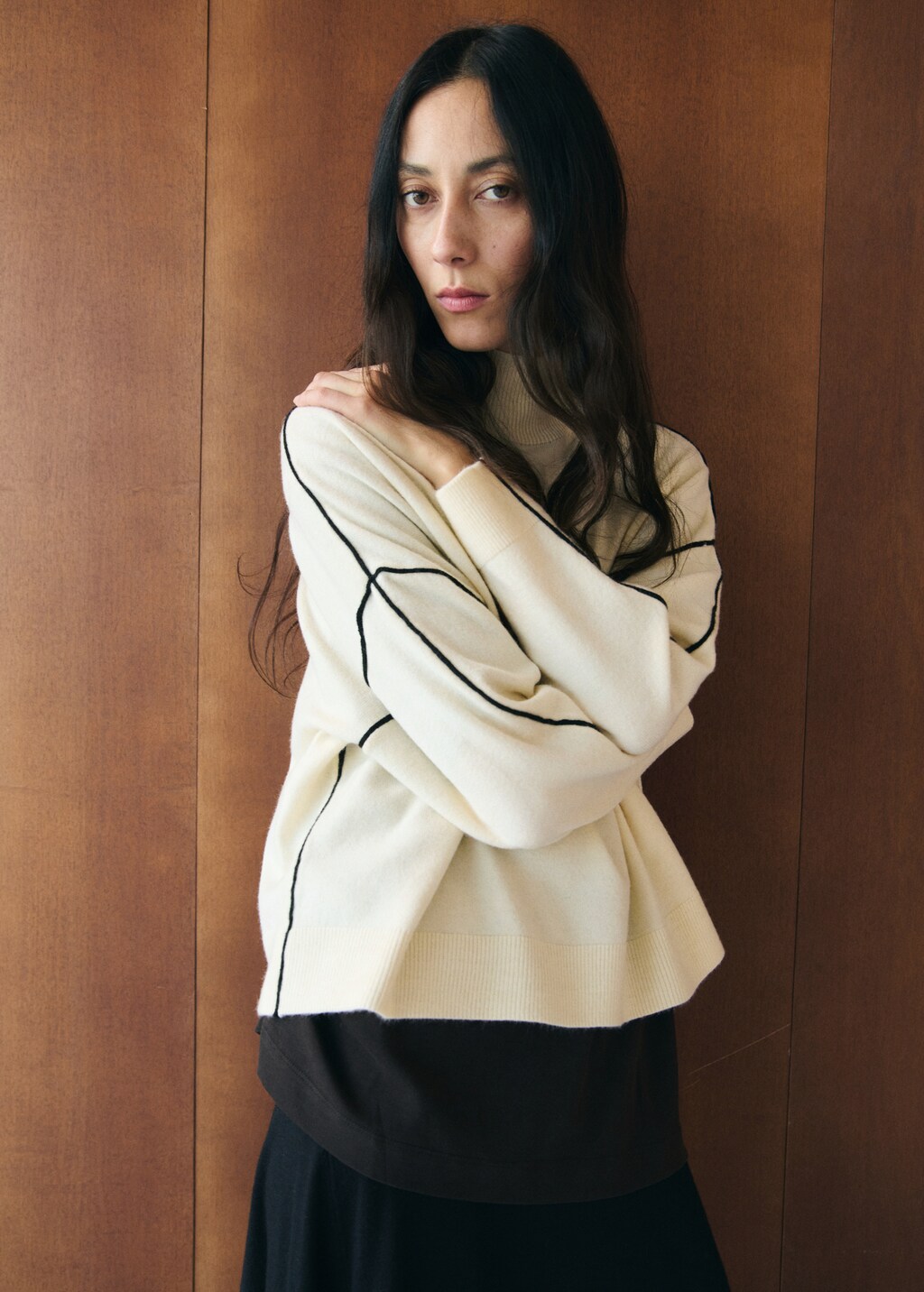 Sweater with contrasting stripes and perkins collar