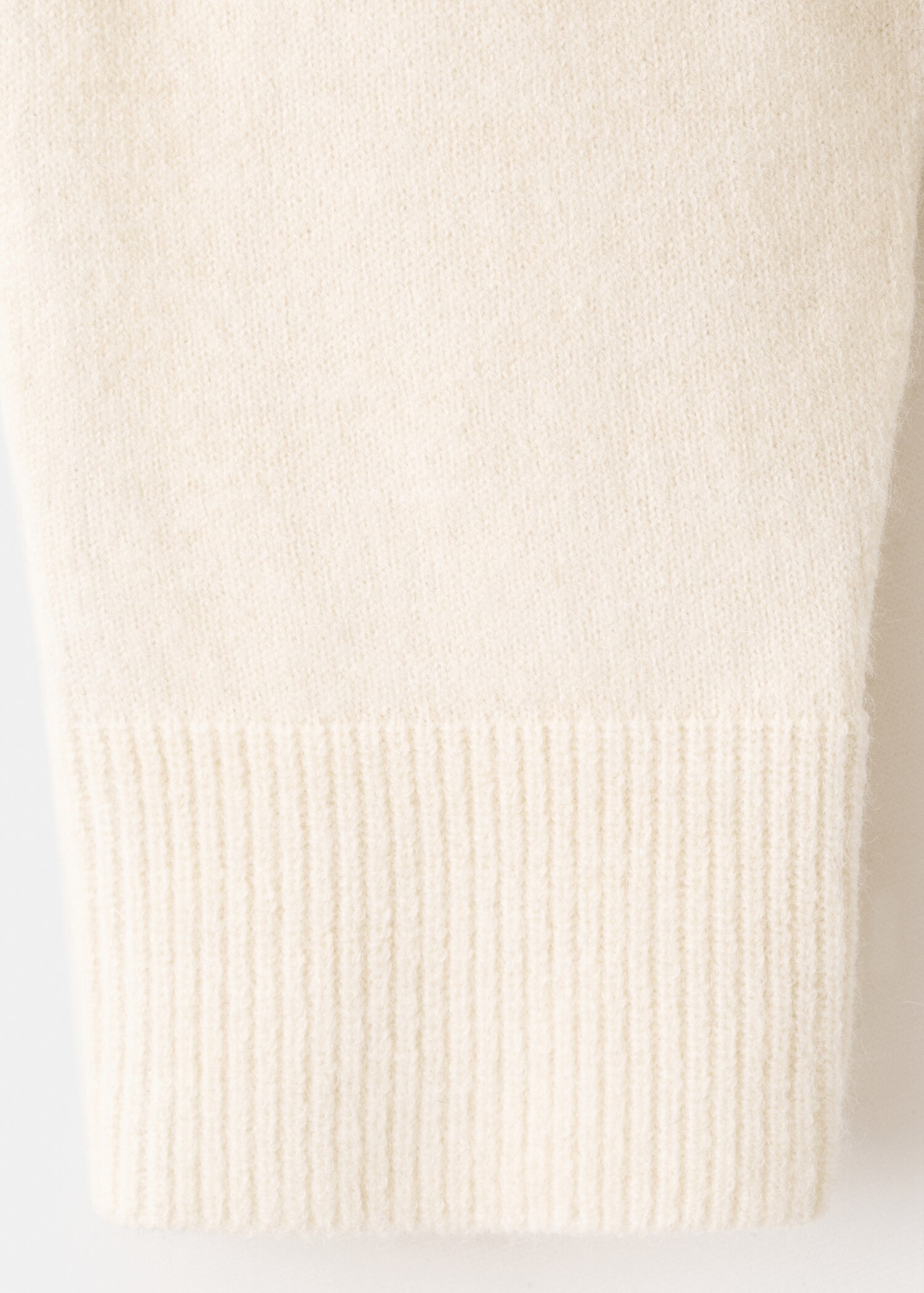 Sweater with contrasting stripes and perkins collar - Details of the article 8