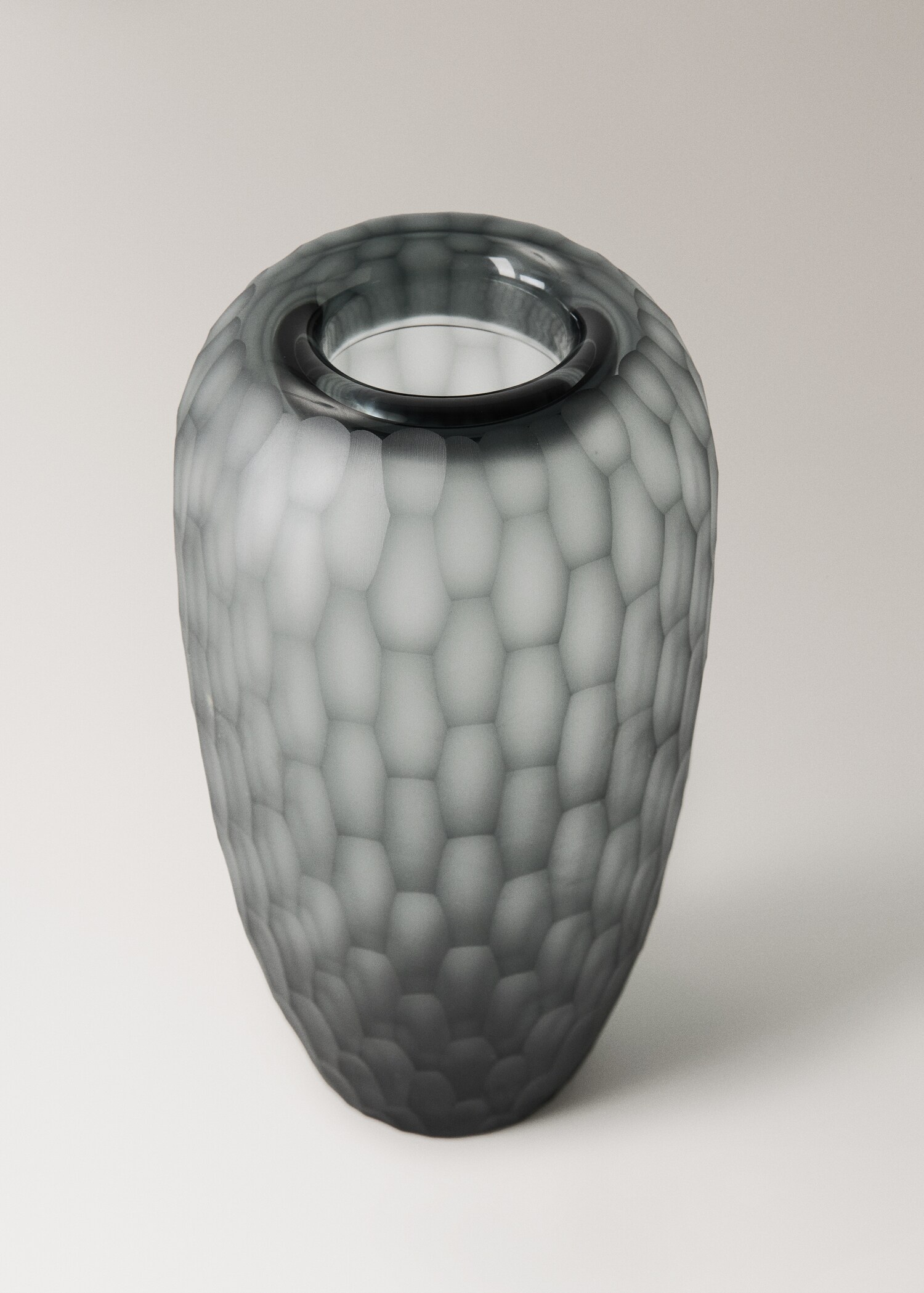 Vaso de vidro lapidado - Pormenor do artigo 1