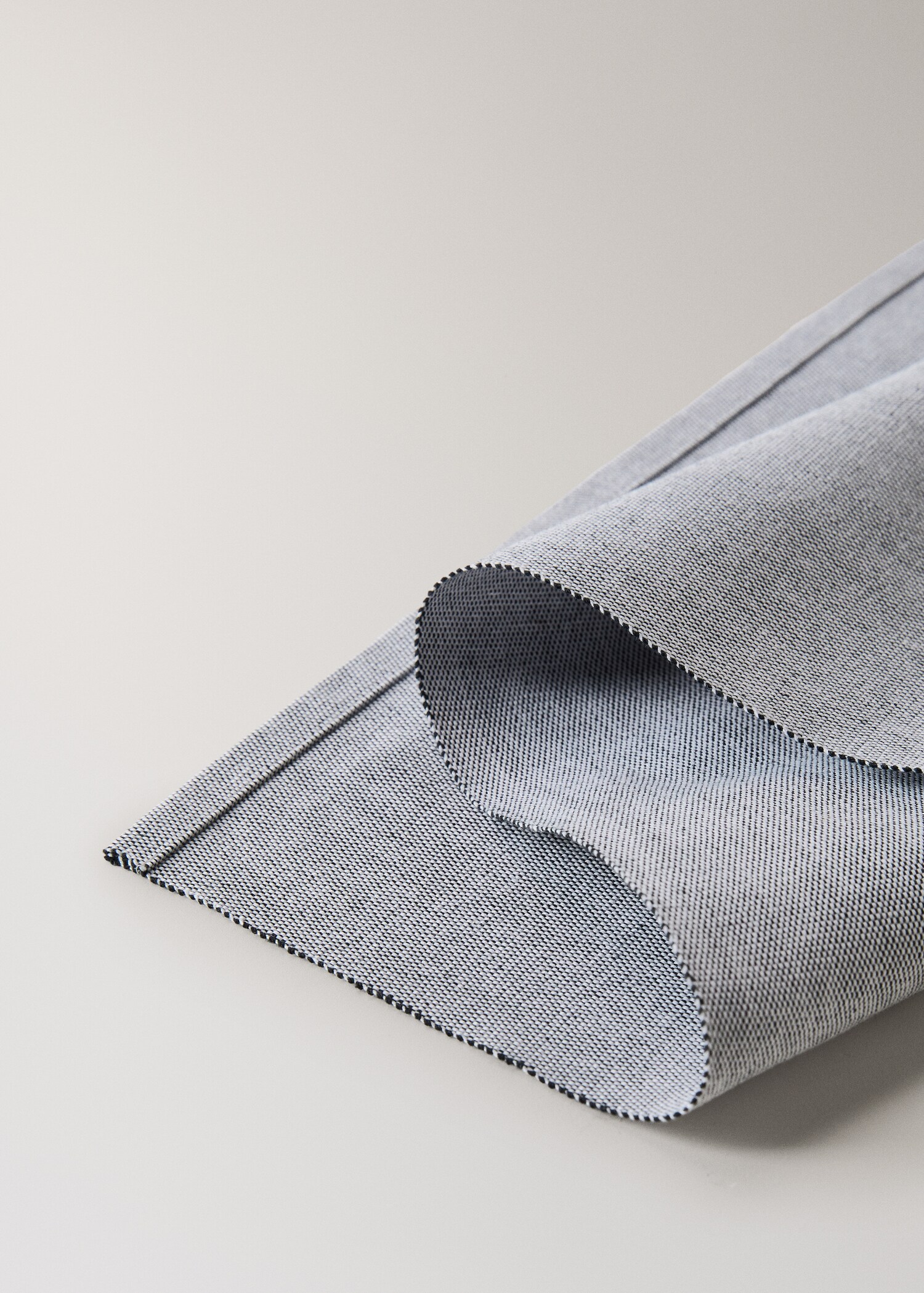 Cotton chambray table mats - Details of the article 1