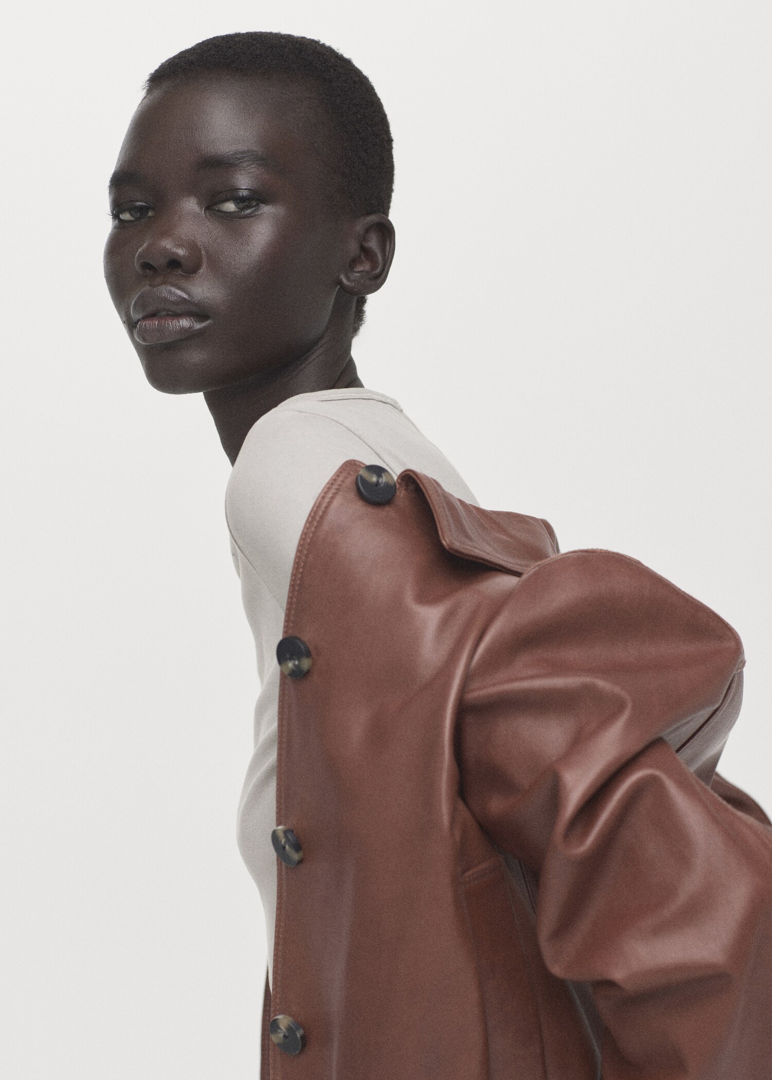 Camiseta cuello barco algodón - Plano medio