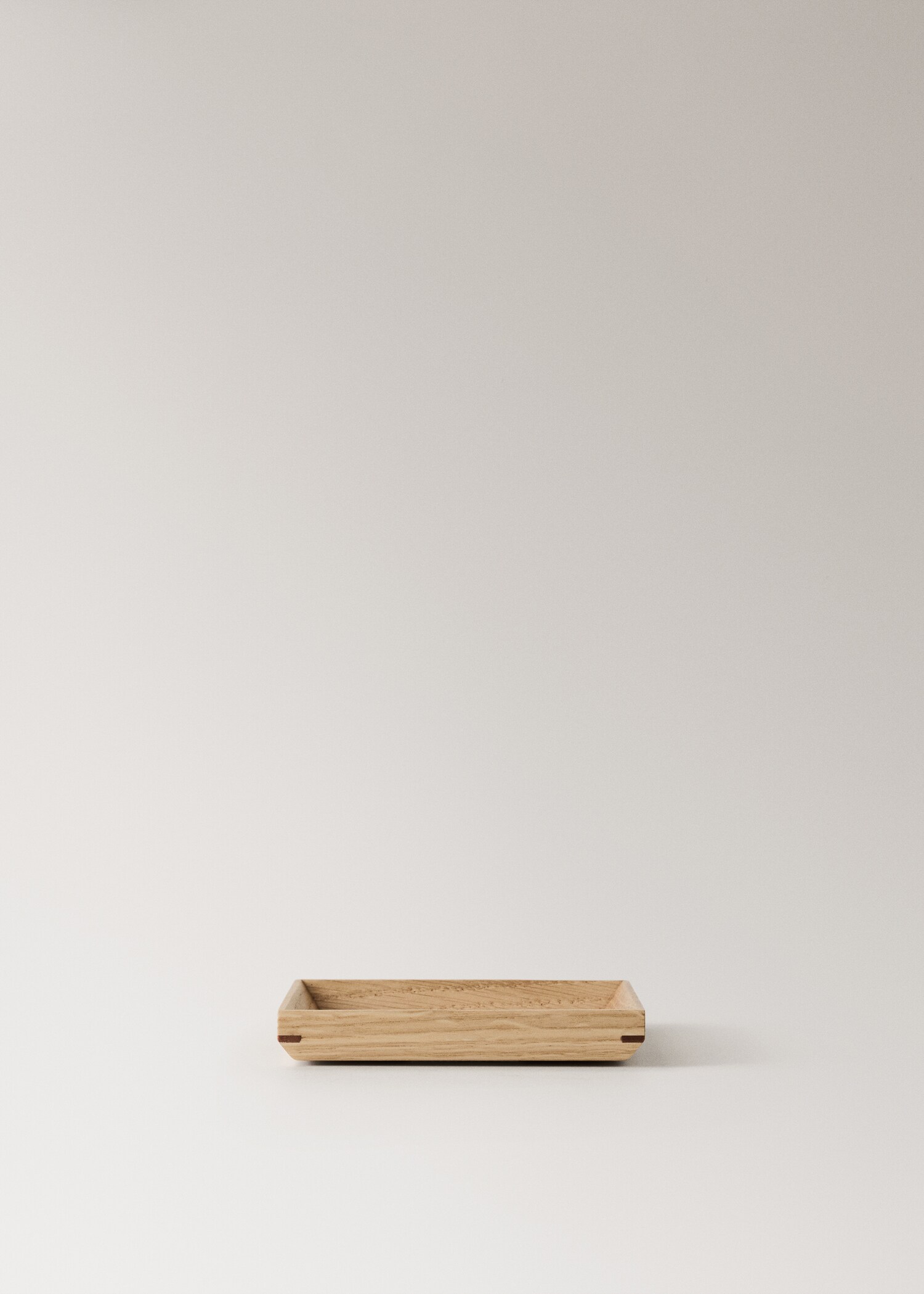 Small rectangular decorative tray in oak wood - Article without model