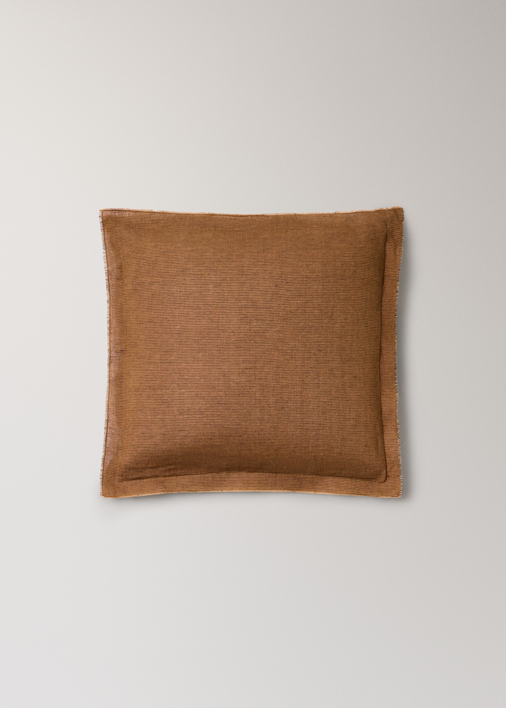 Linen cushion cover with topstitch finish 50x50 cm - Article without model, Orange. Ref: 27033317-00.
