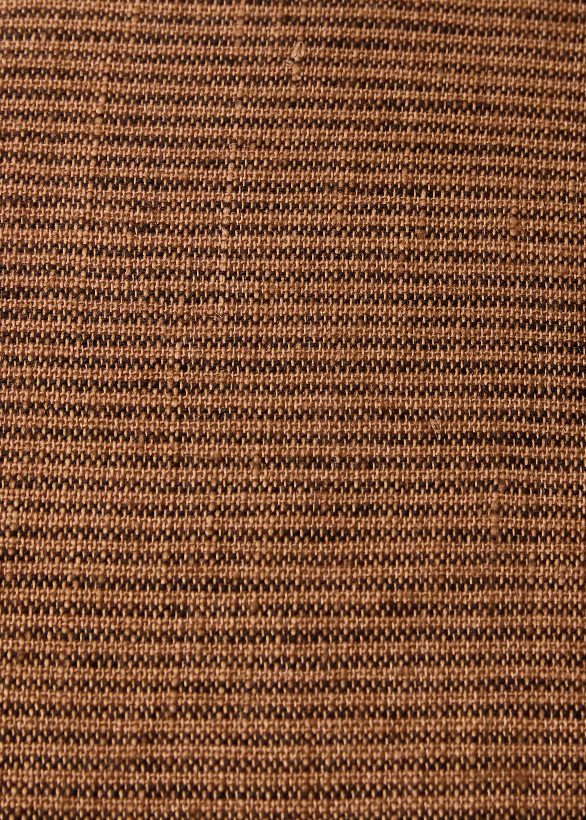 Linen cushion cover with topstitch finish 50x50 cm - Details of the article 3, Orange. Ref: 27033317-00.