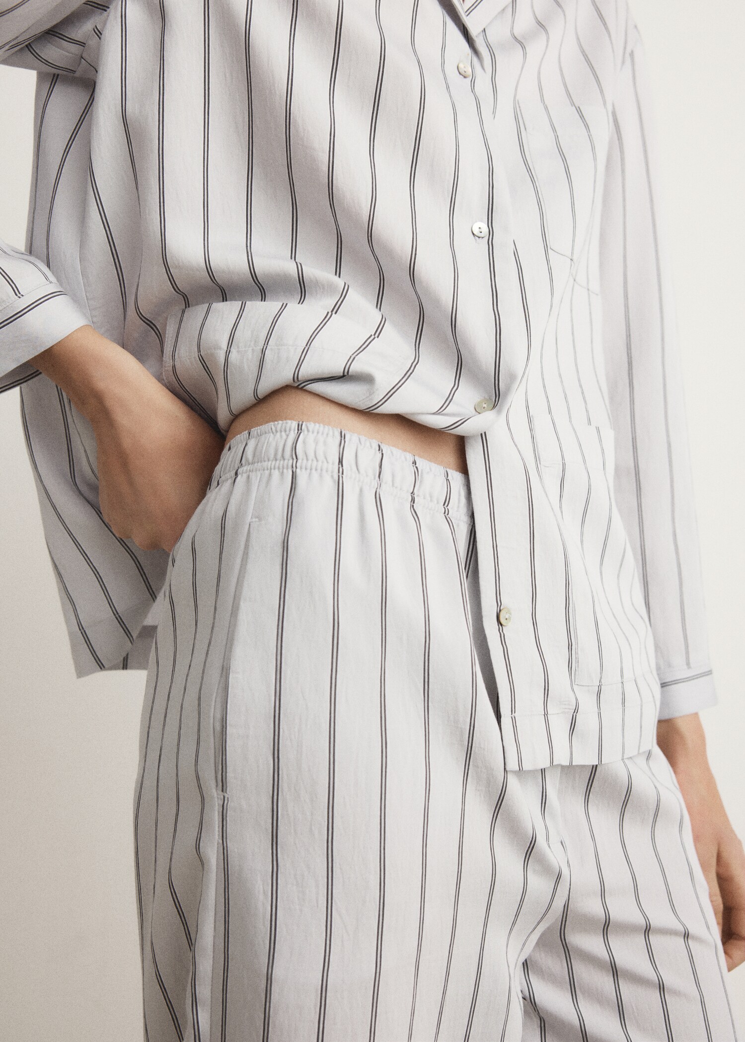 Striped pajama trousers - Details of the article 6