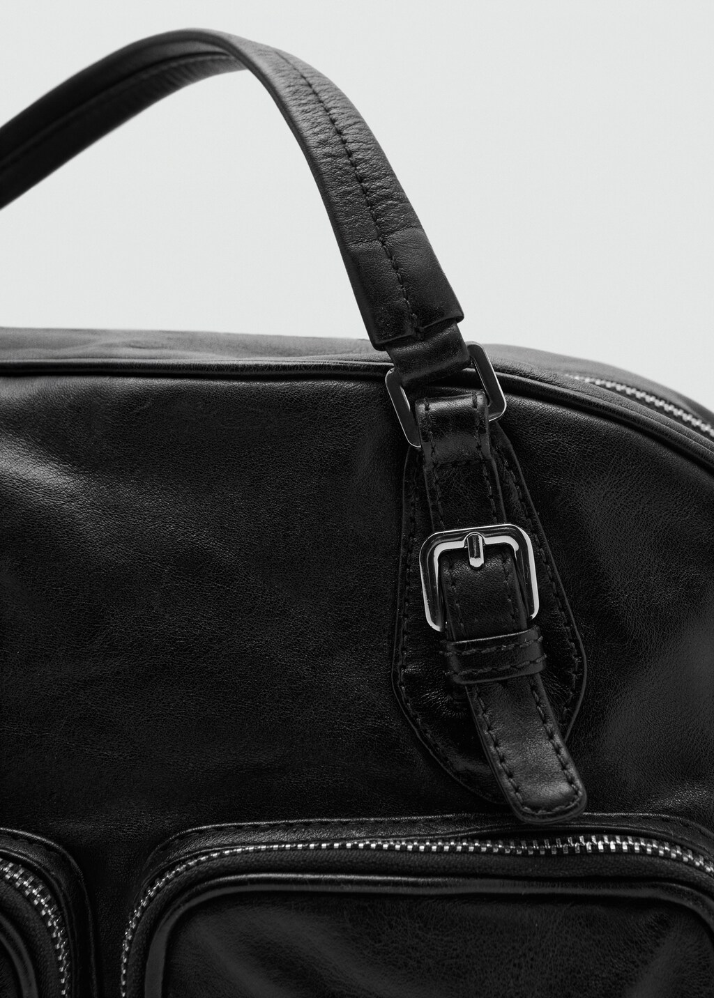 Leather bowling bag with pockets - image 3