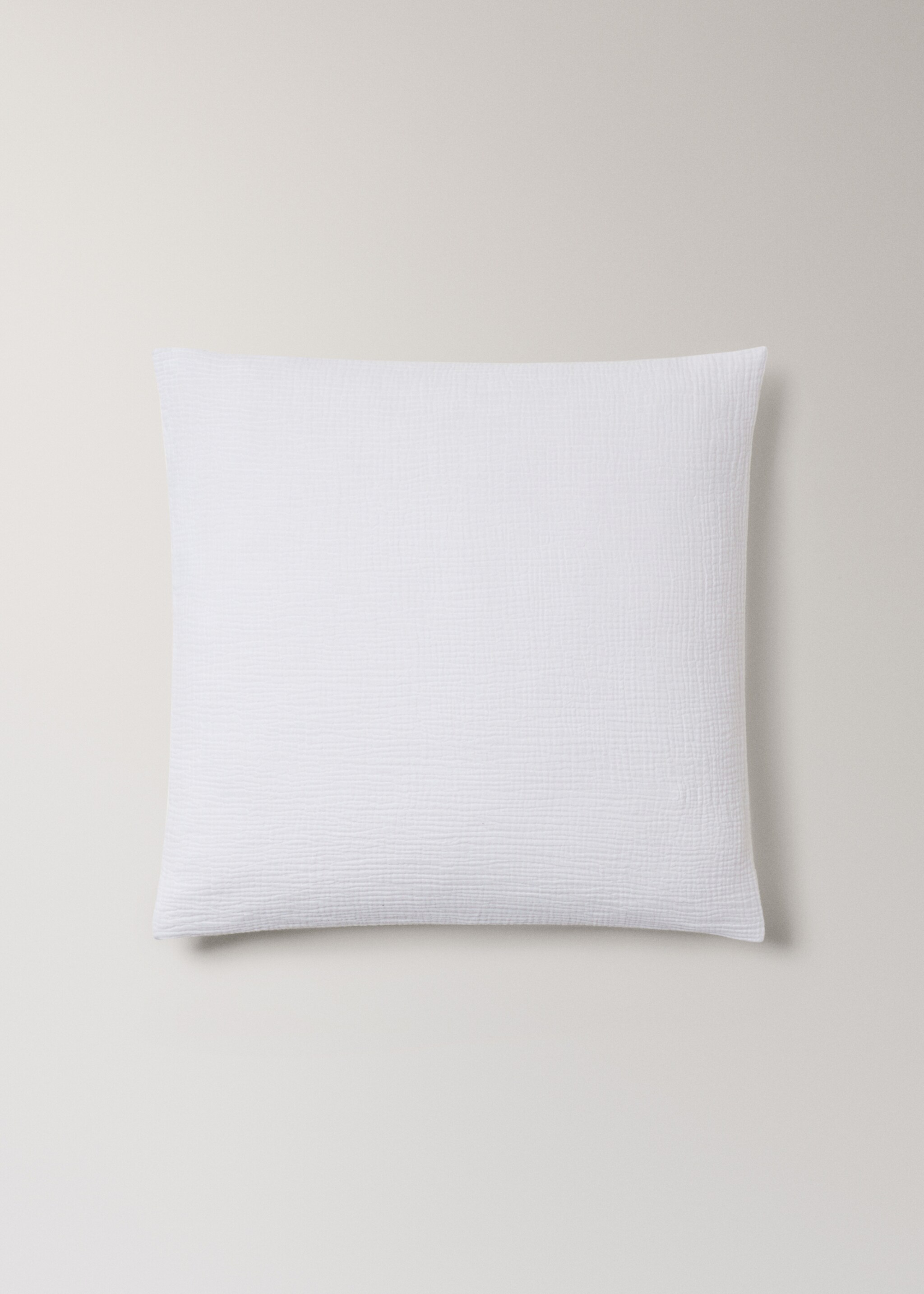 Zwei Kissenbezüge aus Baumwollgaze 60x60 cm - Artikel ohne Model, Cremeweiß. Ref: 27033735-00.