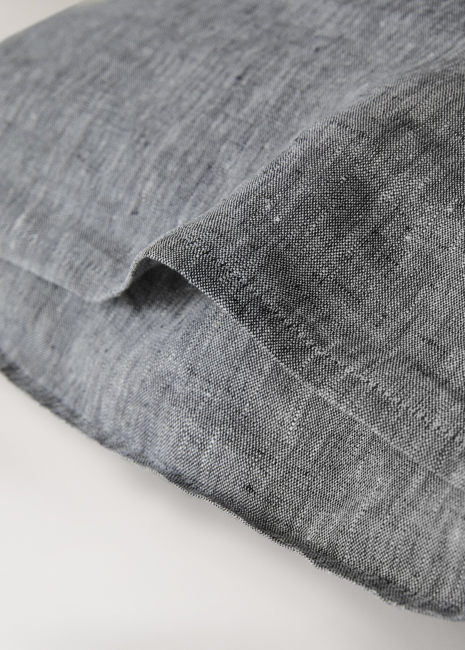 Linen yarn-dyed pillowcase 50x75 cm - Details of the article 1