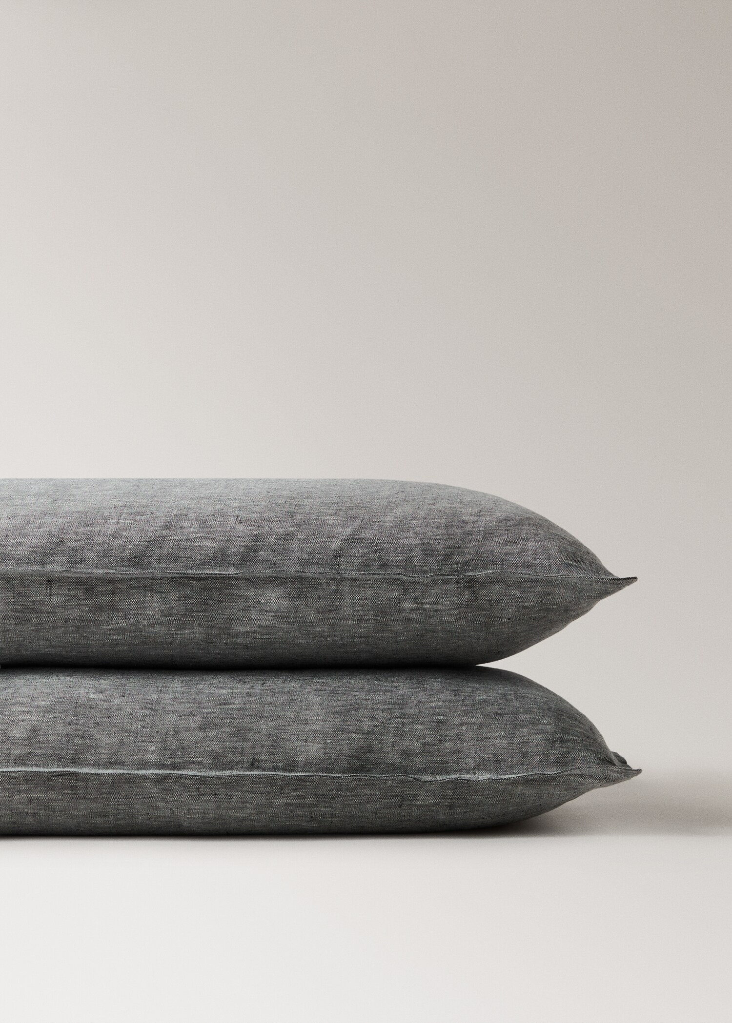 Linen yarn-dyed pillowcase 50x75 cm - Details of the article 3