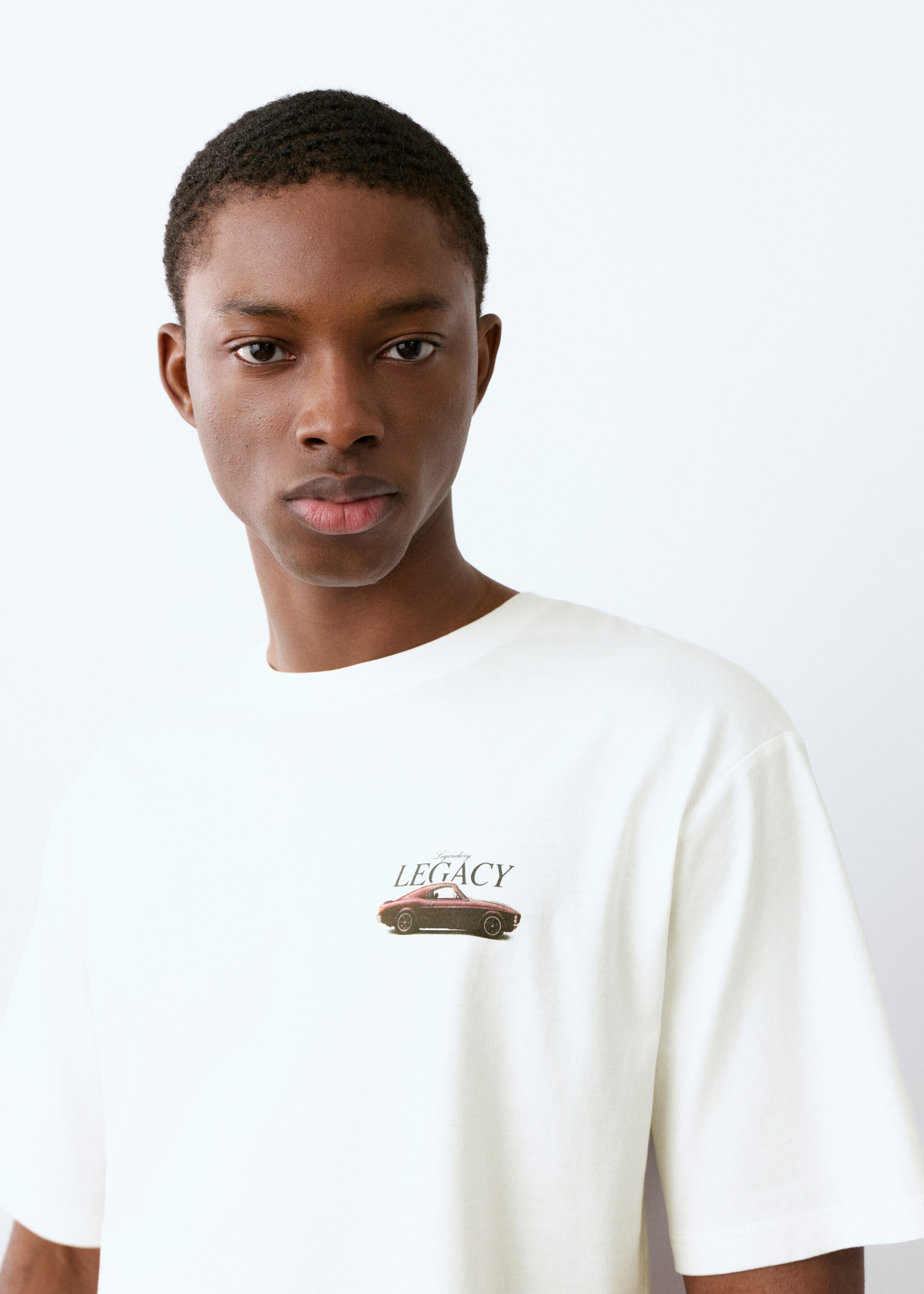 Short-sleeved printed t-shirt - Details of the article 1, Off White. Ref: 27034054-00.