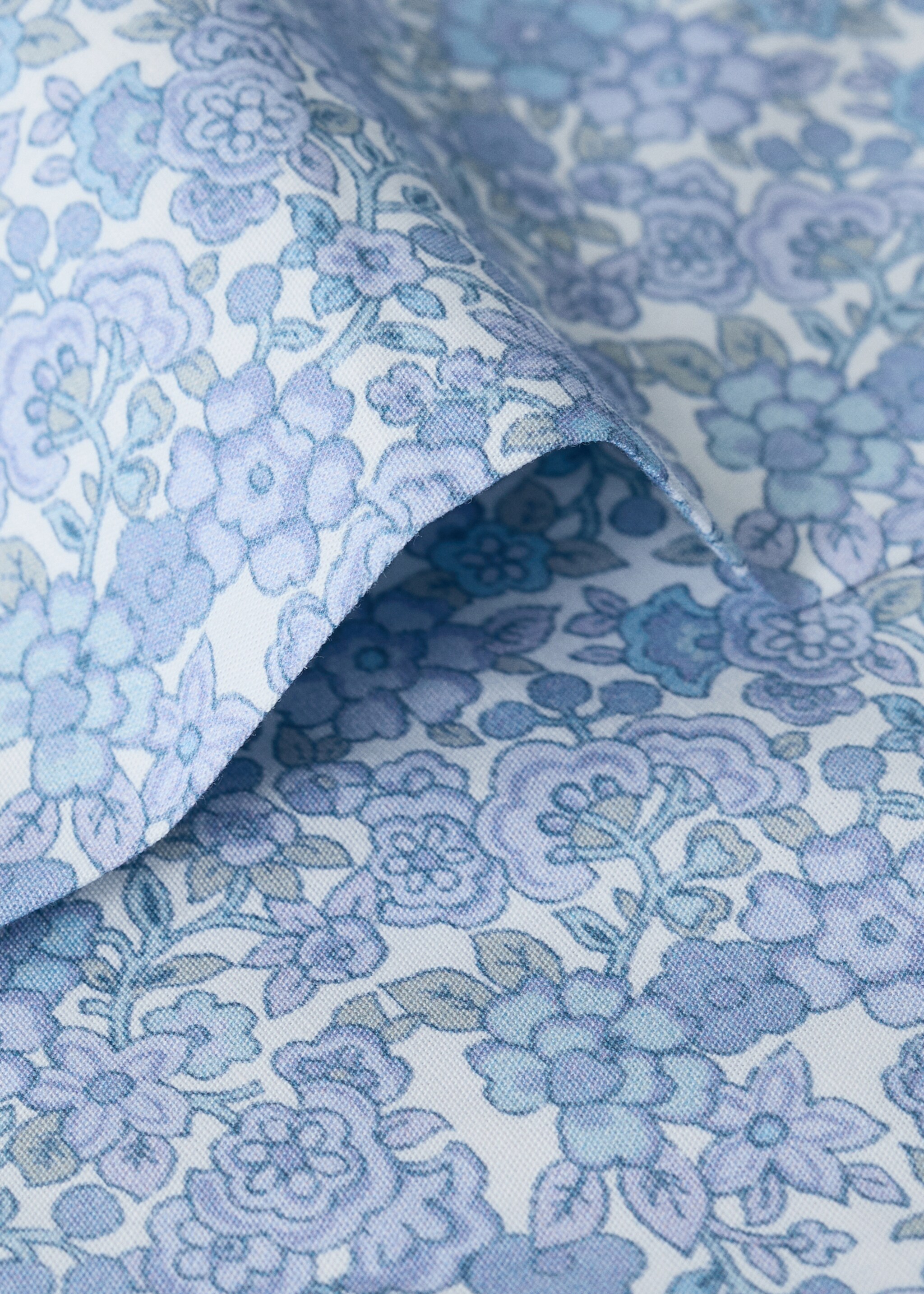 Percale cotton top sheet with floral design for 135/140 cm bed - Details of the article 1, Blue. Ref: 27034060-00.