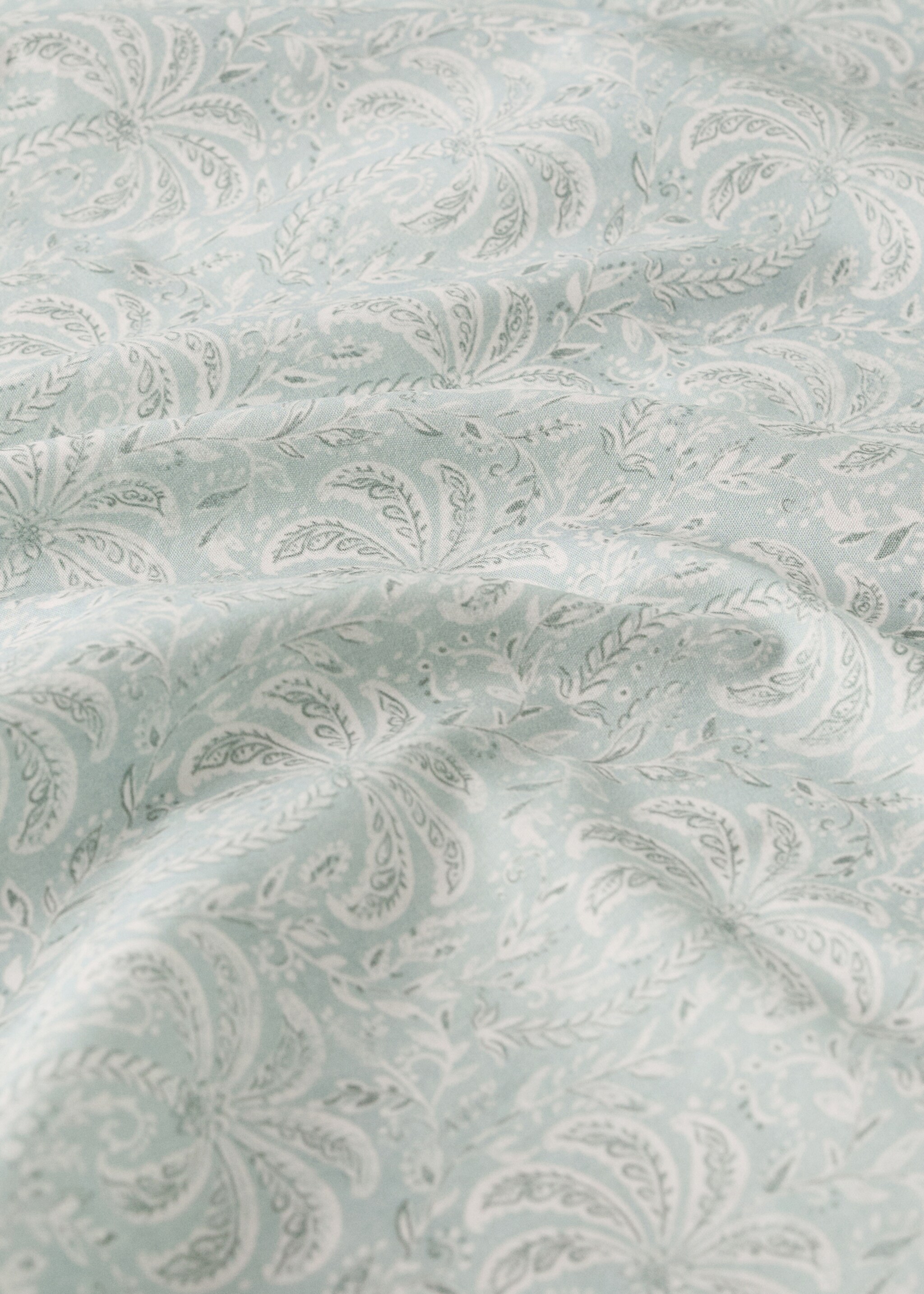 Cot bed fitted sheet in percale cotton with palm tree design - Details of the article 2, Pastel Green. Ref: 27034065-00.