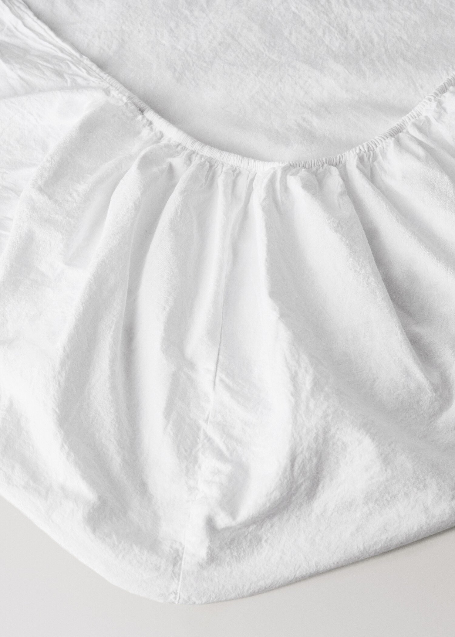Garment-washed percale crib flat sheet - Details of the article 1