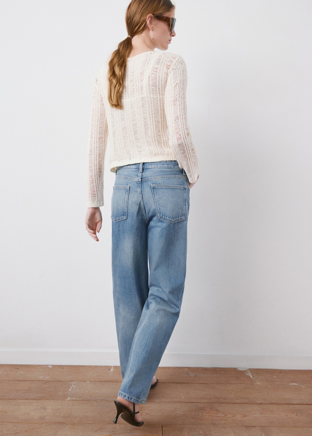 Straight low-waist jeans - image 3